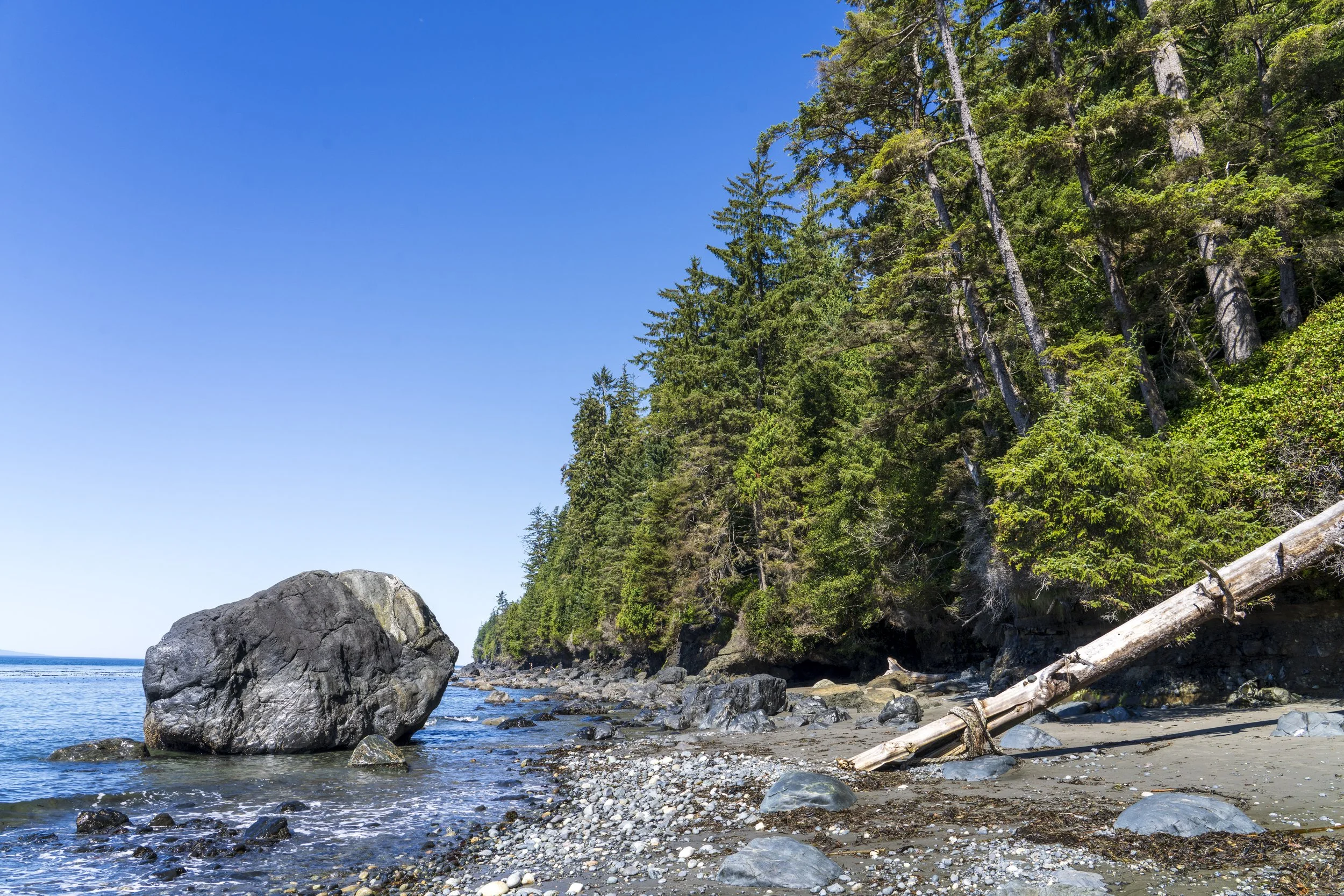 Cape Flattery edge and northwest view from Mystic Beach, Capital District