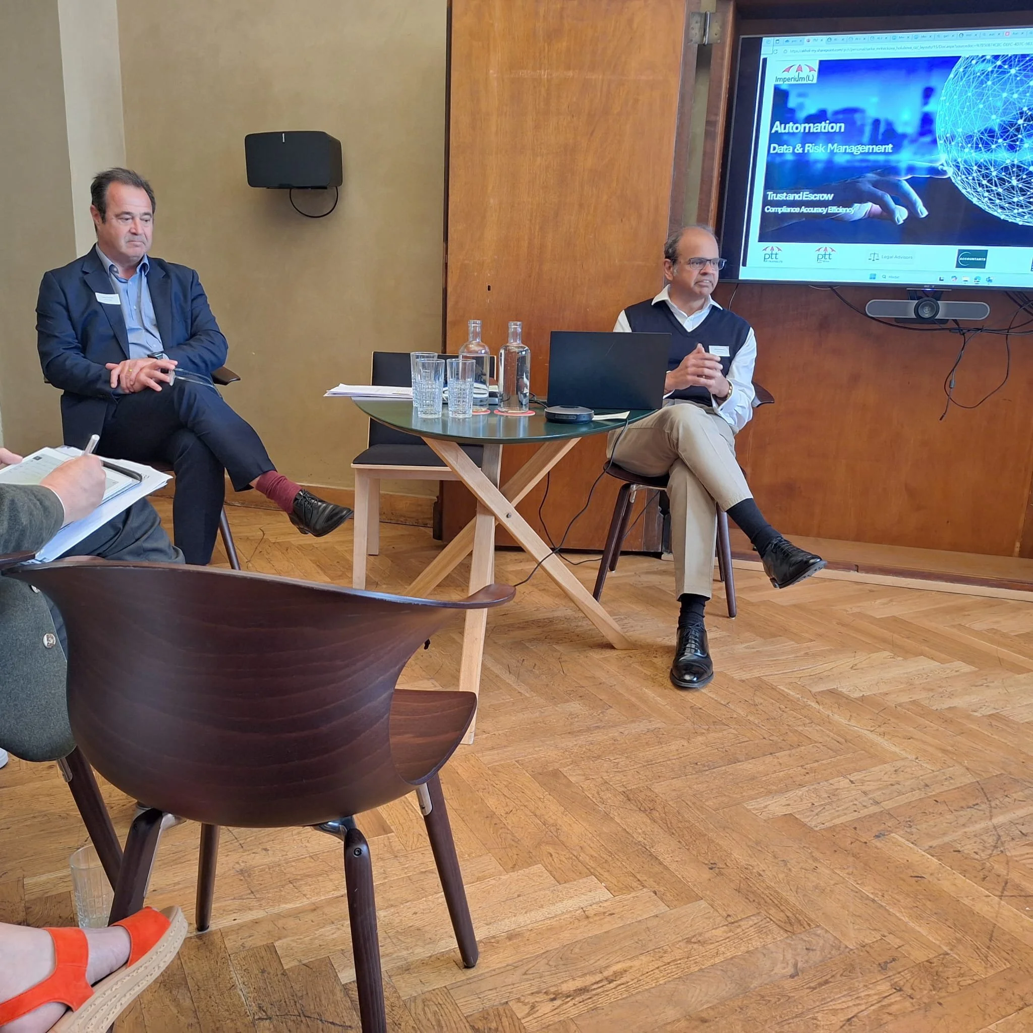 Sudheer Sharma, James Turnbull (PTT)