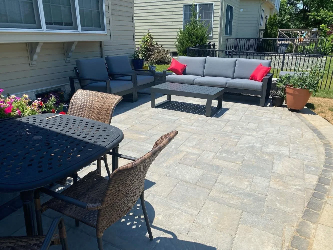gallery-4-patio-seating.jpg