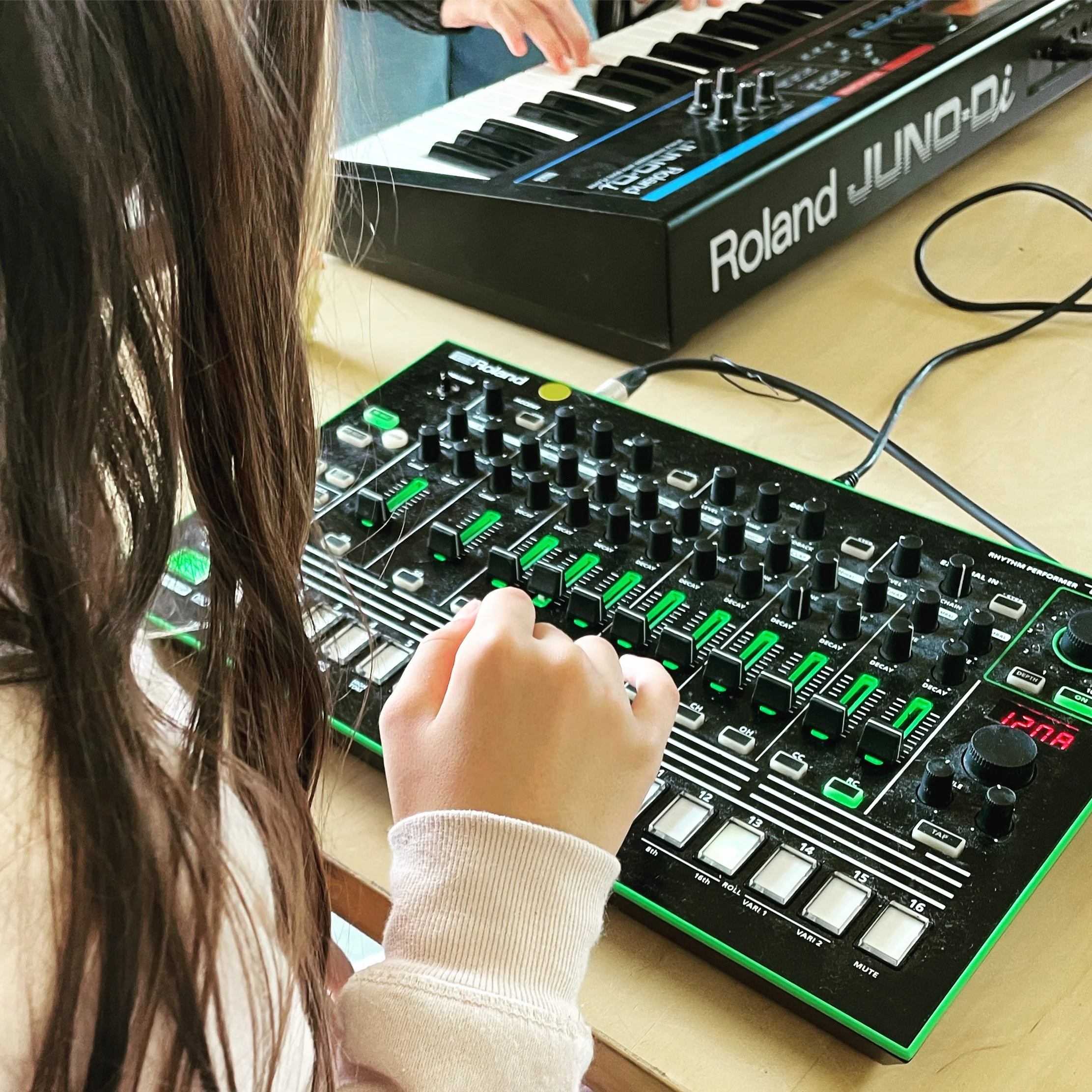 TAVOLO ELETTRONICO E DJ EXPERIENCE - JSW_Milano