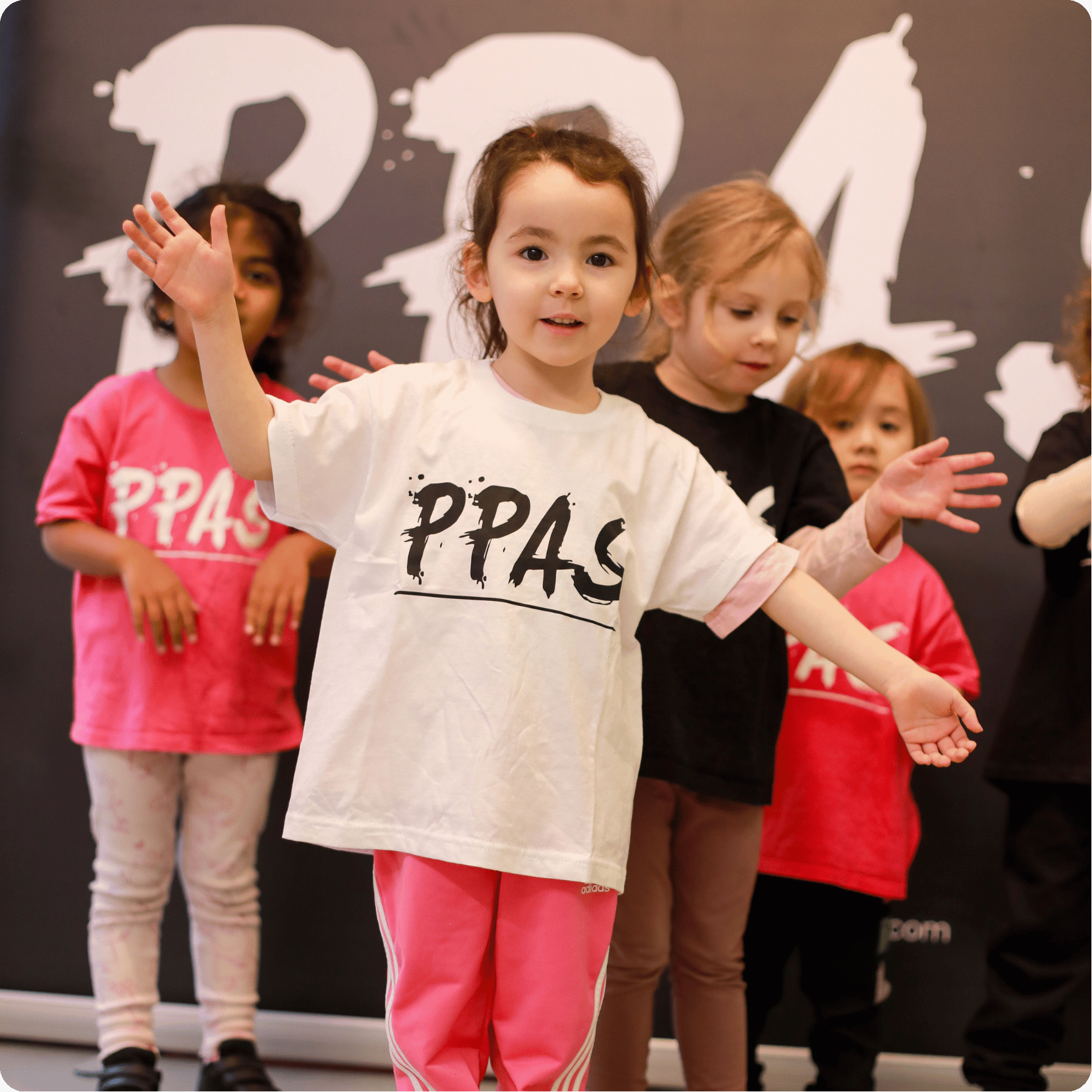 Street Dance Drop-in for Kids Aged 3-4 London PPAS Base Dance Studios_6.png