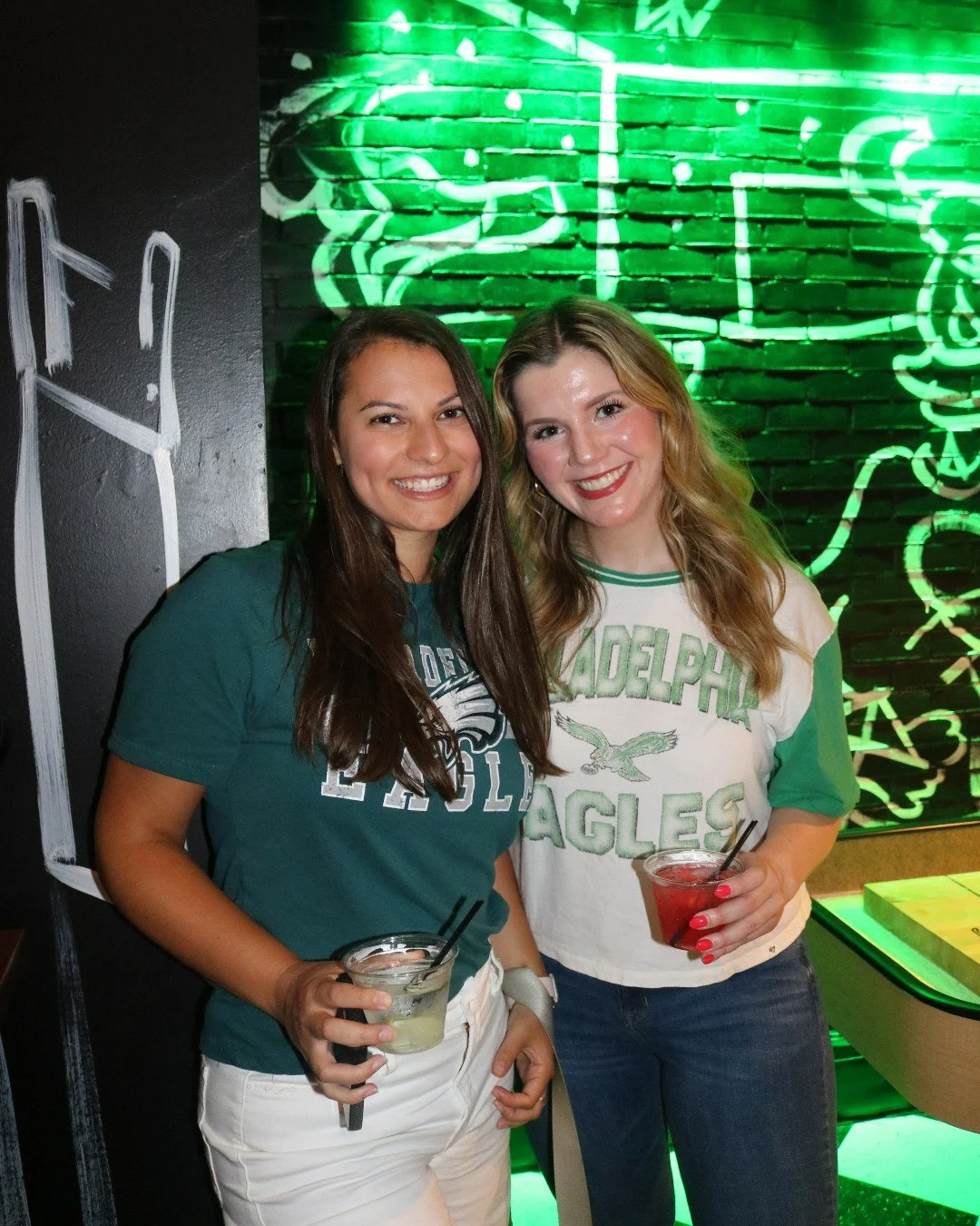 Game day looks better at Cellar Dog

Catch every Sunday matchup, and fuel up with unbeatable food &amp; drink specials all day long. See you this weekend!