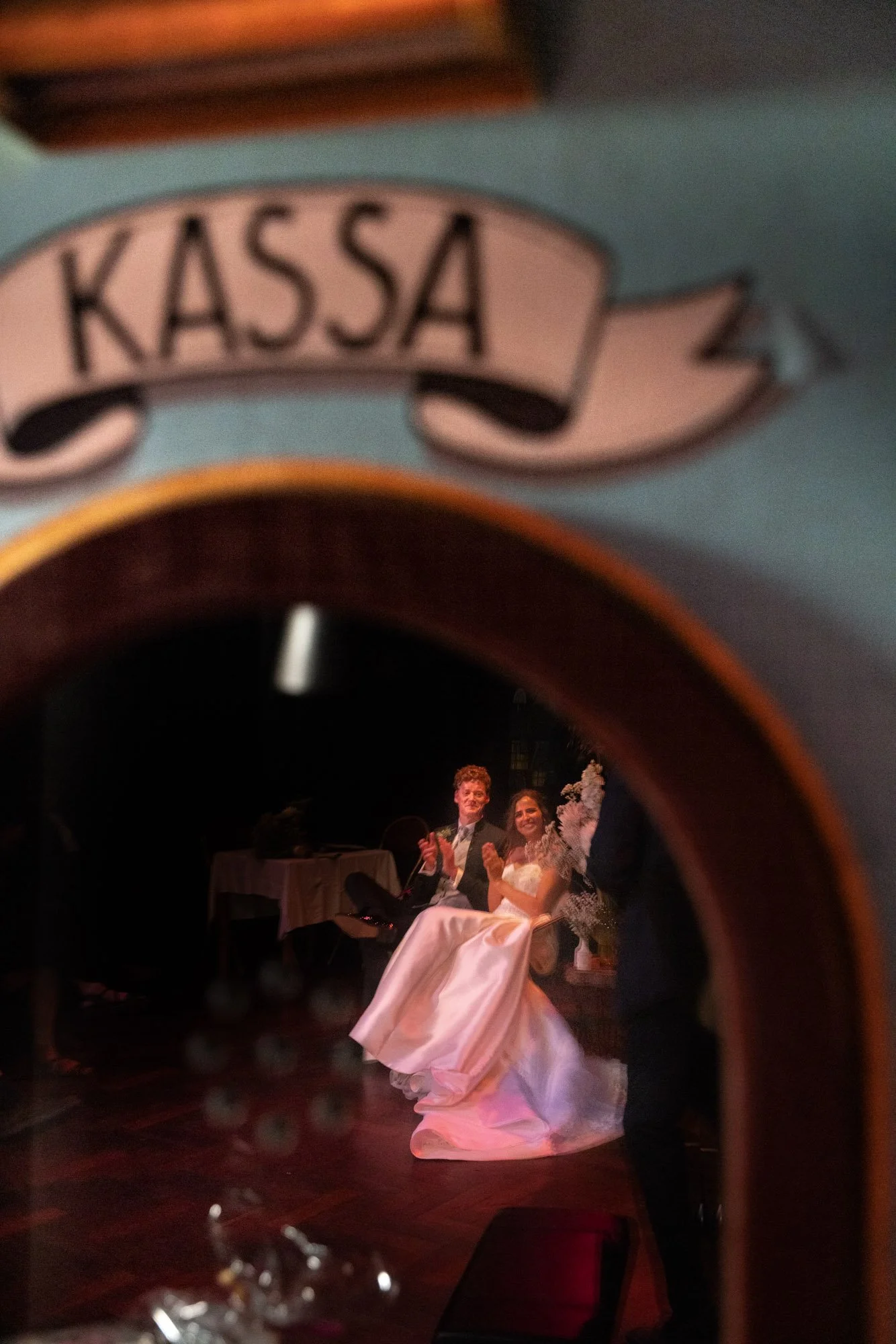 LM593_FAV044 PROMO.jpg