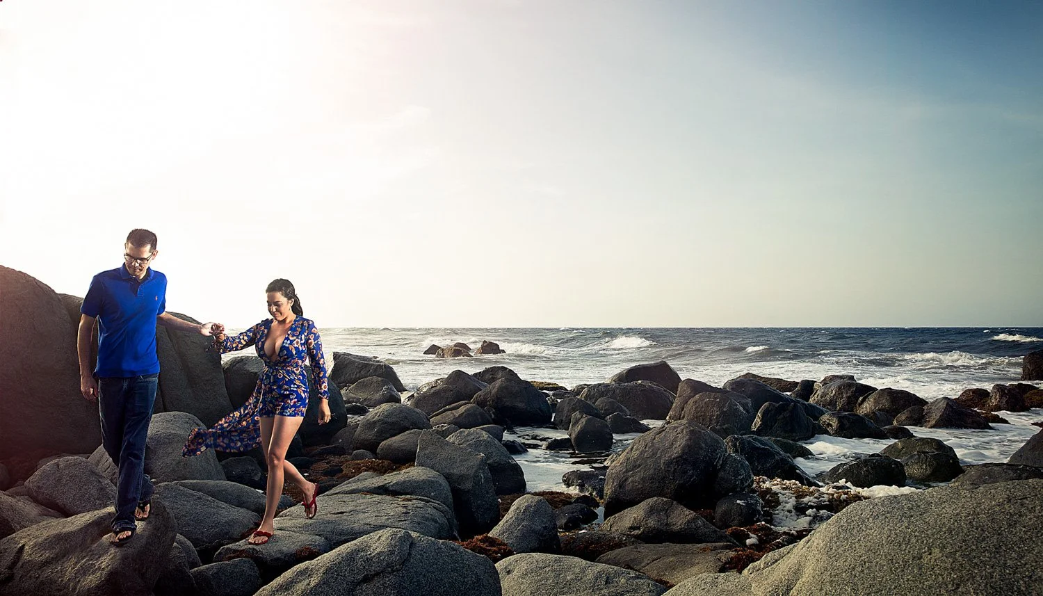 LM421_55-bruidsfotograaf-aruba-destination-wedding-couple-shoot-sunset-coast.jpg