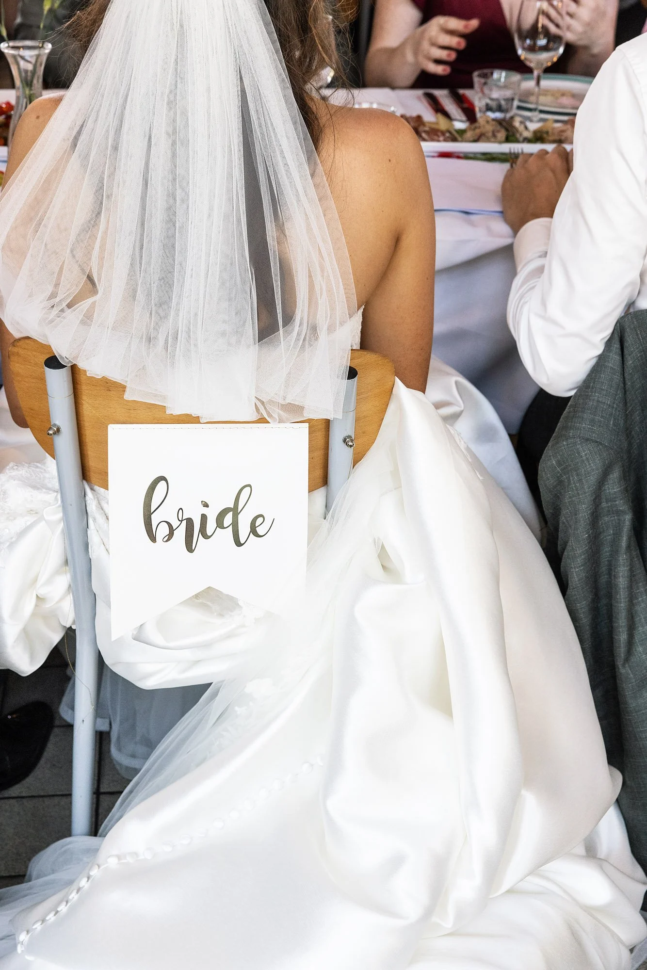 LM593_FAV092 PROMO.jpg