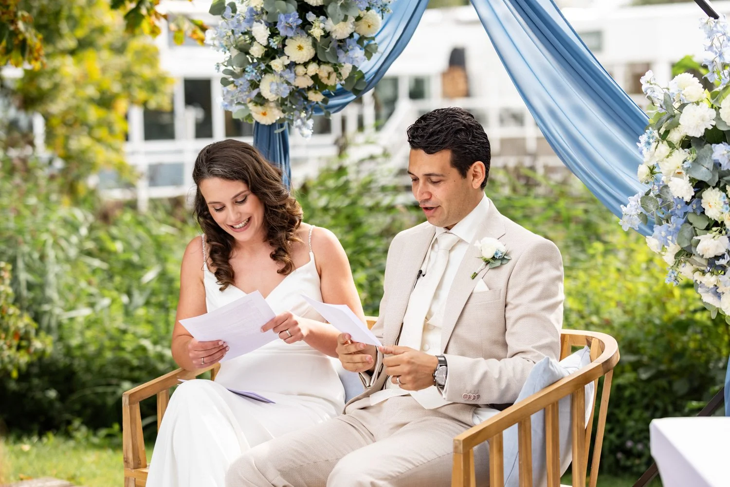 LM711P20-trouwfotograaf-lommerrijk-rotterdam-vows-wedding-couple.jpg