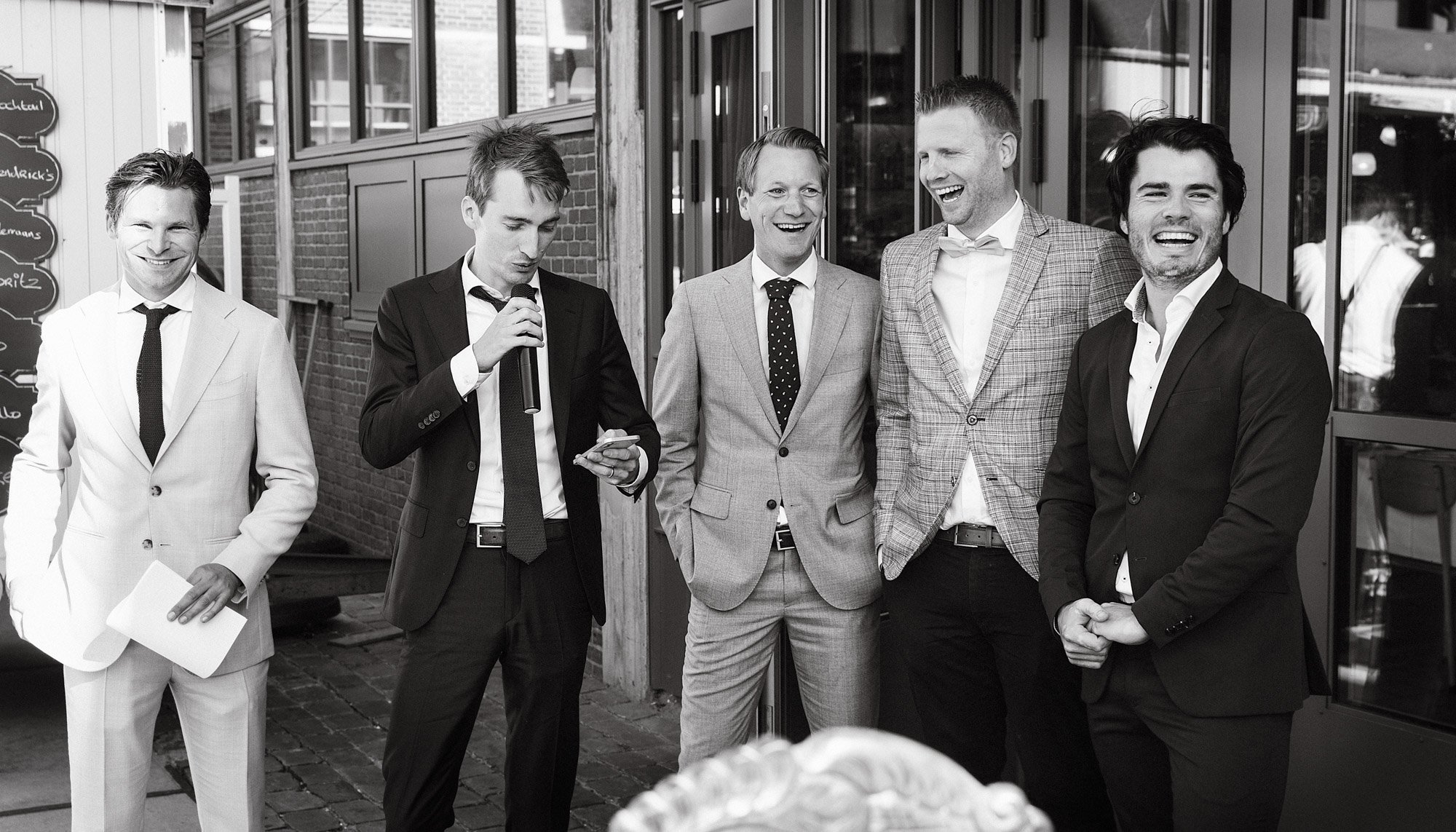 LM593_FAV085 PROMO.jpg