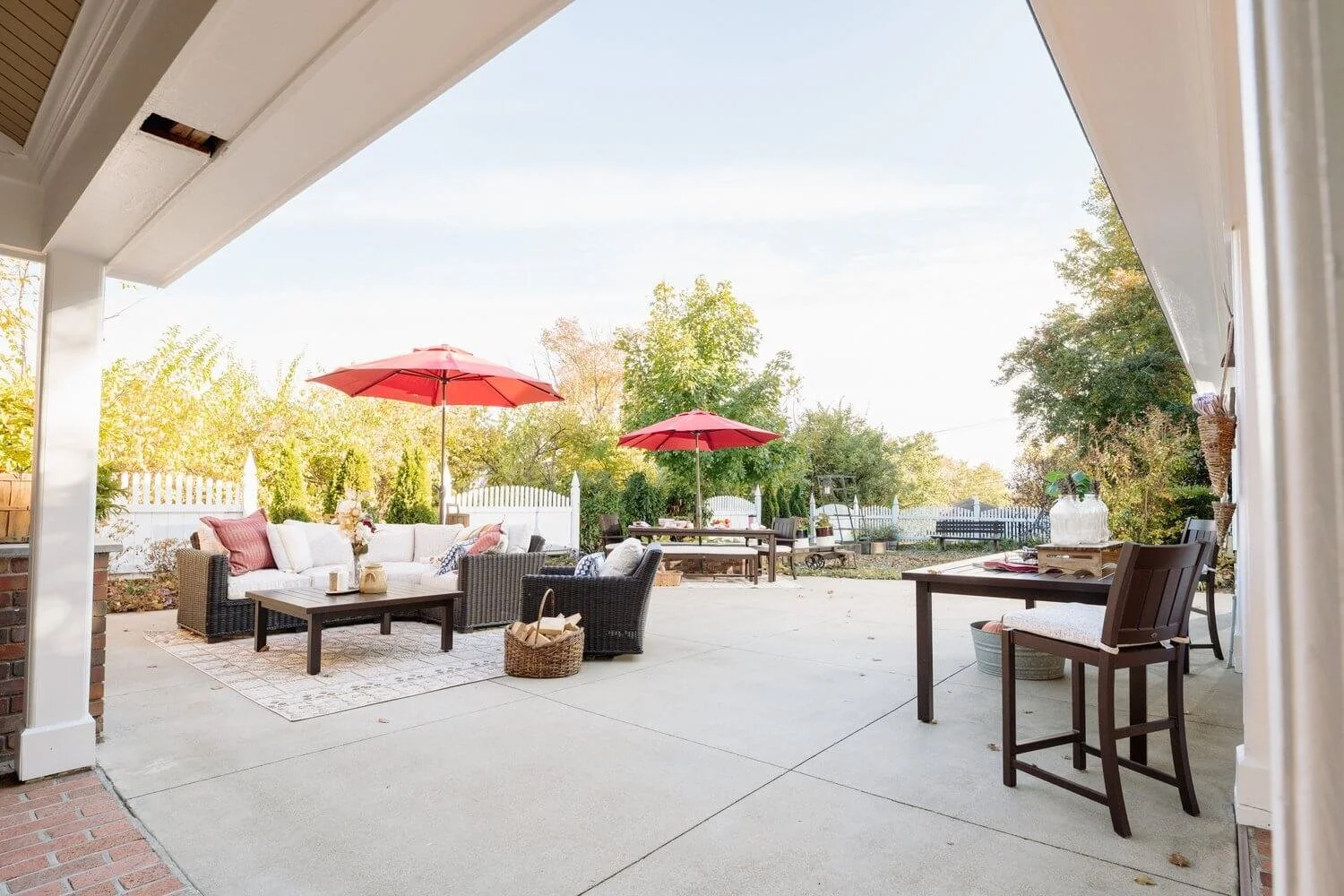 Outdoor Living Space Furniture Procurement Cincinnati_2022Oct20byRhineMedia_45.jpg