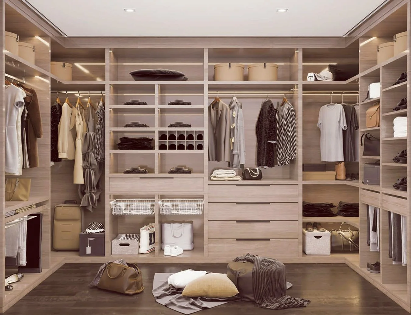 Closet-1.jpg