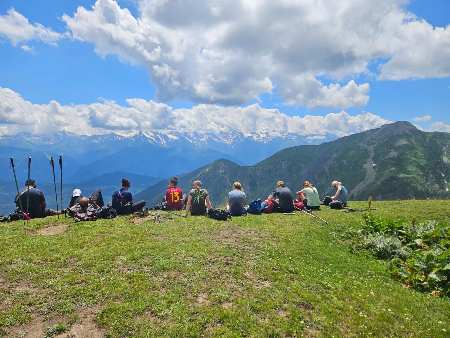 Hikers rusten onderweg