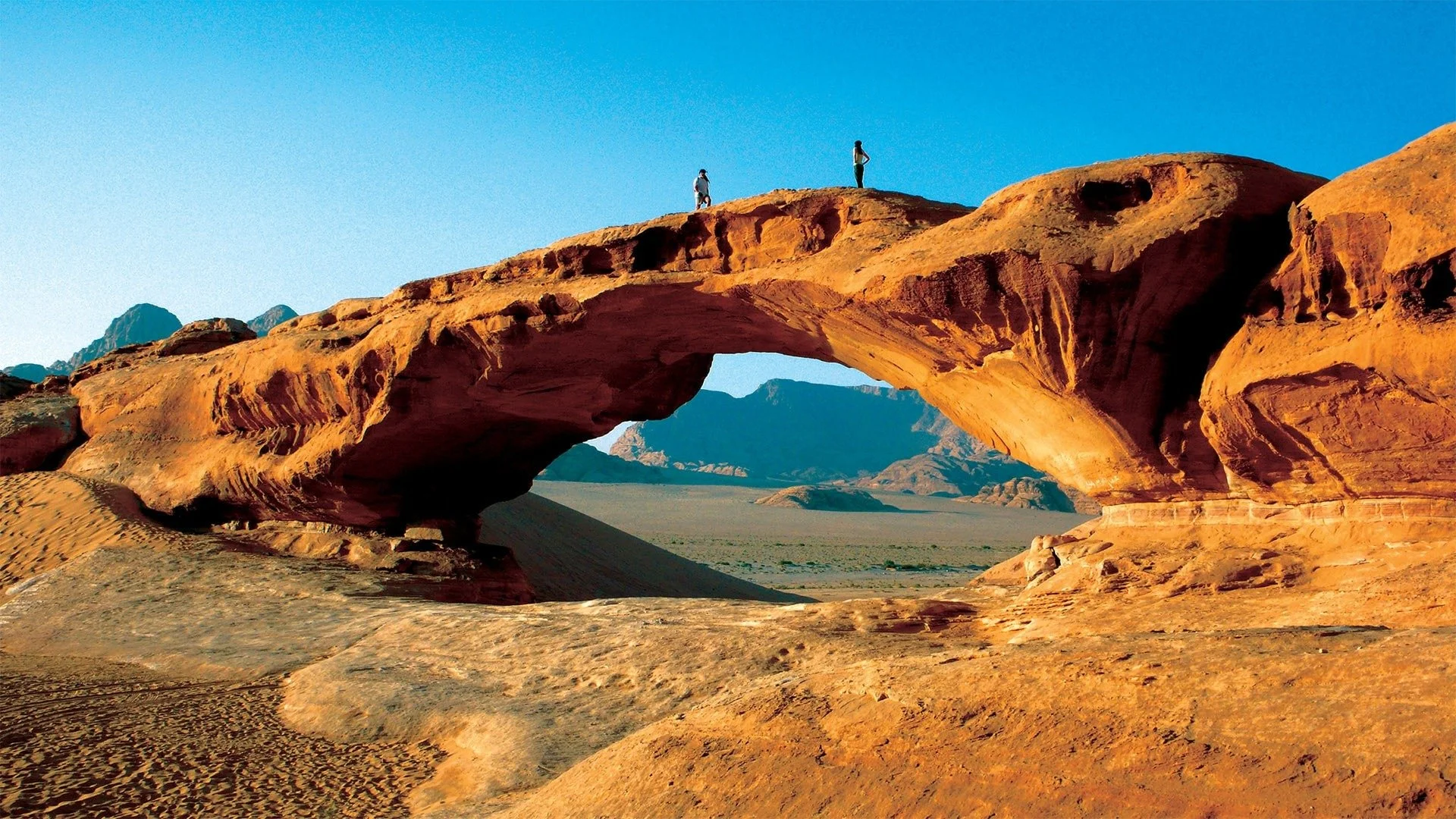 Uitgestrekt landschap van Wadi Rum
