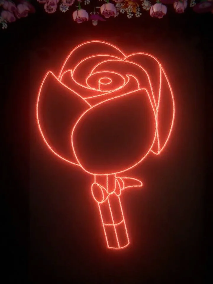 𝗟𝗼𝘃𝗲 𝗶𝗻 𝗟𝗘𝗚𝗢: In a world where building something that lasts can feel&hellip; complicated, LEGO&reg;️ has got you covered. Enter The @lego Botanicals Collection&mdash;modern, playful, and downright aesthetic.

When was the last time you wen