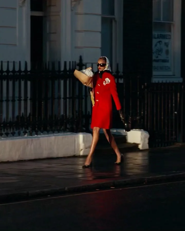 𝗚𝗨𝗖𝗖𝗜: 𝗧𝗛𝗘 𝗙𝗔𝗠𝗜𝗟𝗬

With La Famiglia, @demna ushers in a new era for @gucci. The 38 archetypes form an ideal family tree, reflecting the Maison&rsquo;s codes as eclectic, witty facets of its ever-evolving soul. Photographed by Catherine 