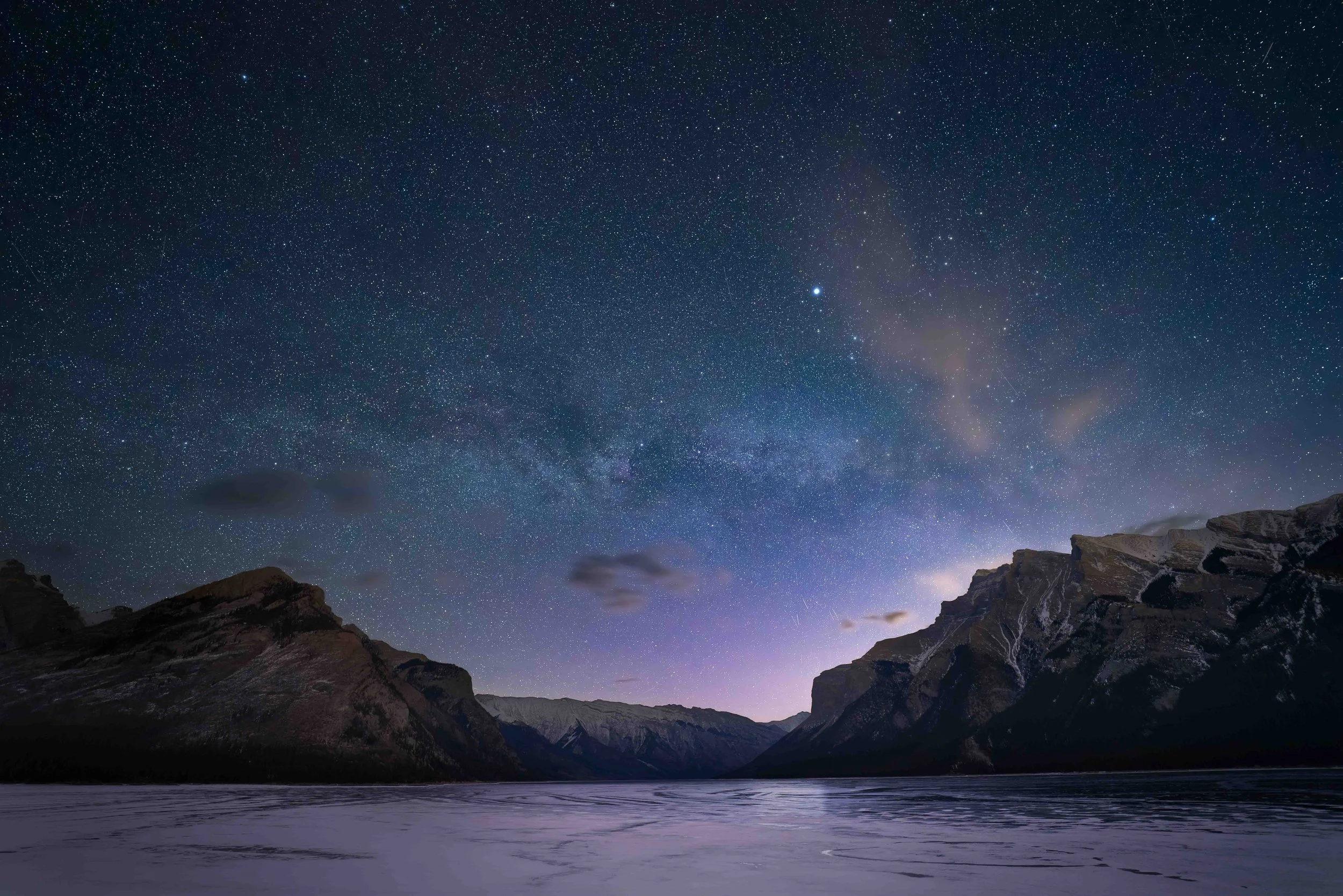 Lake Minnewanka.jpg