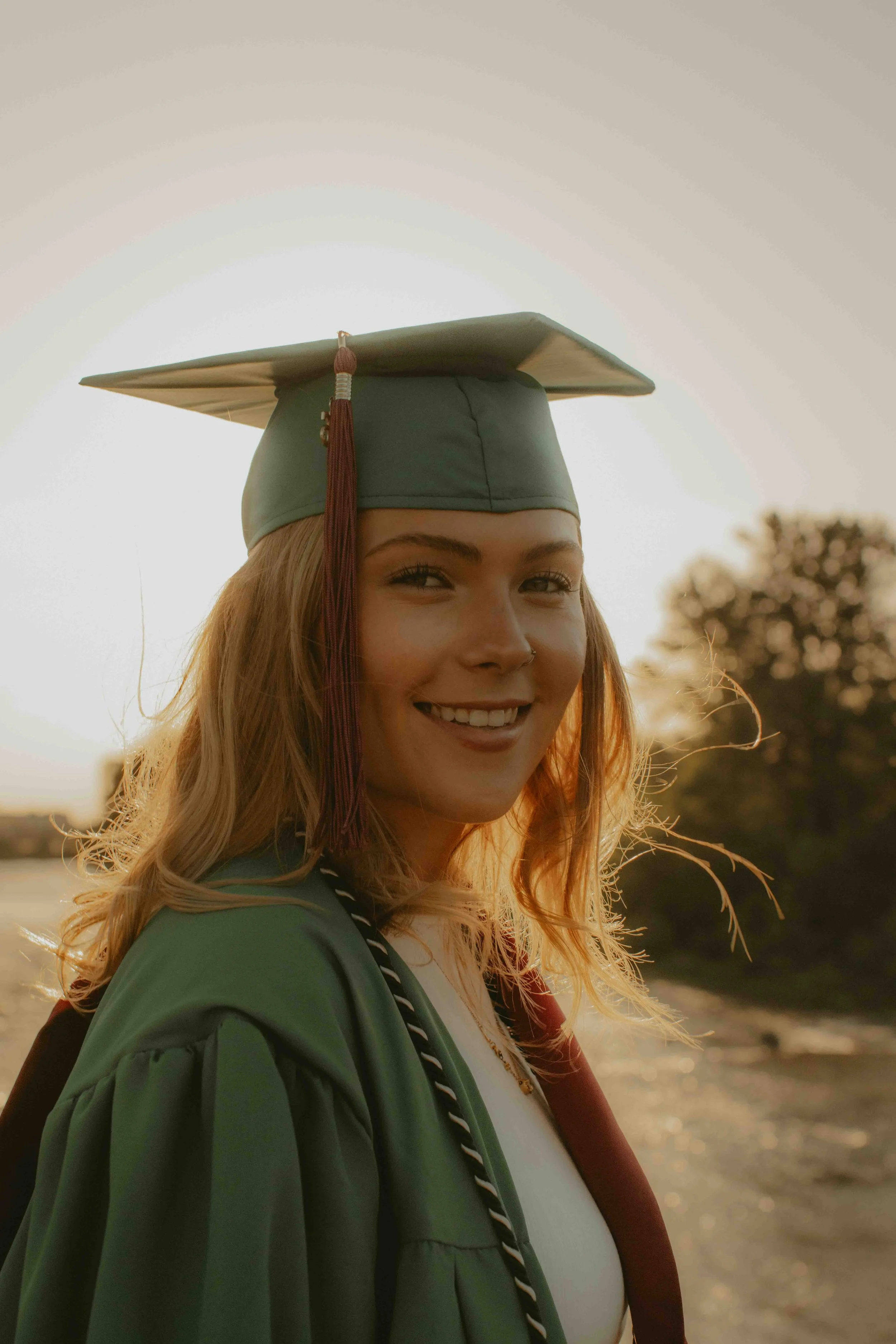 052426_Maia Rosenthal_Graduation Photos_090.jpg
