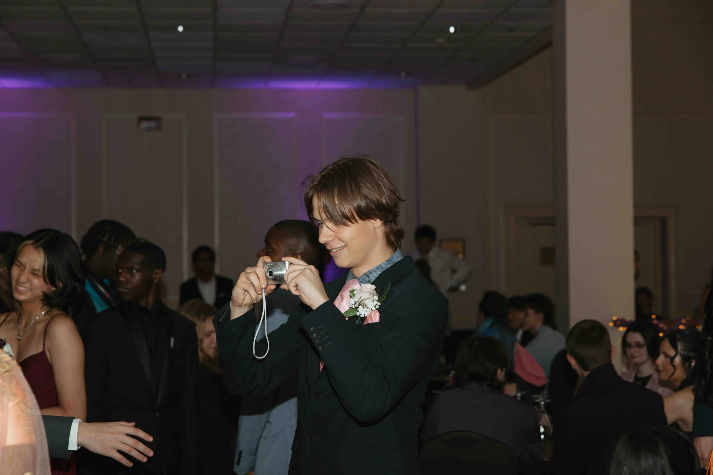 KDPV_041826_Research Triangle HS Prom_050.jpg