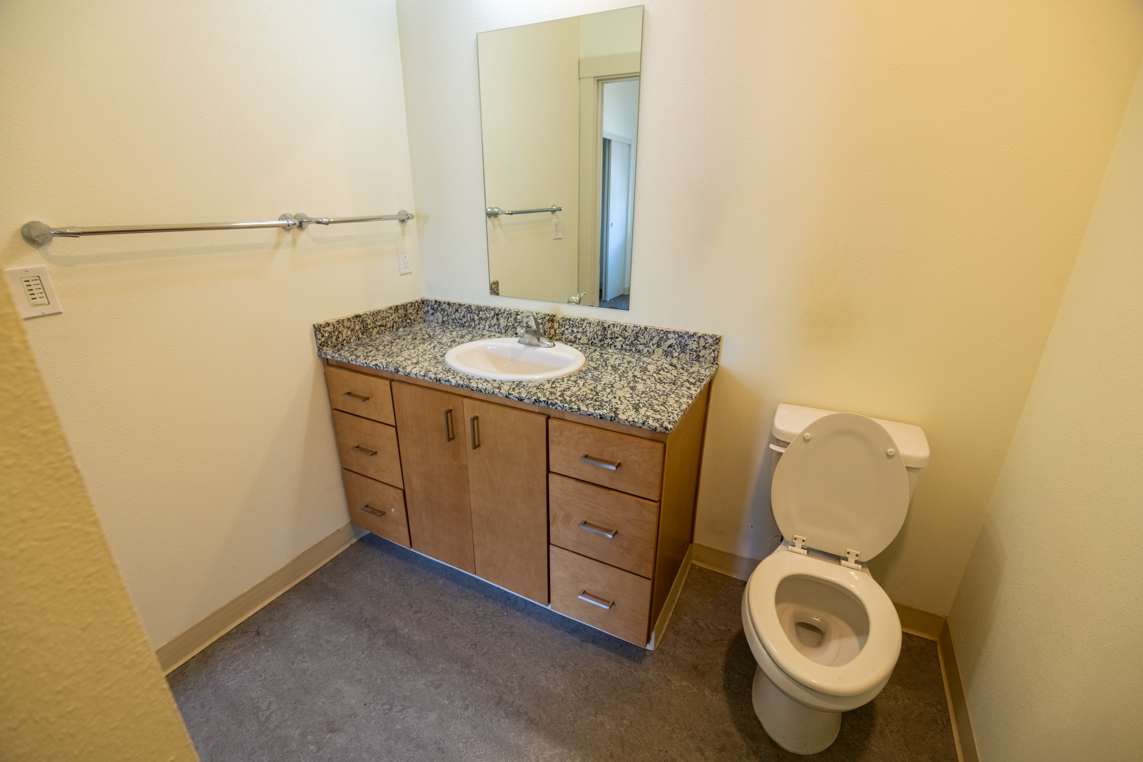 KDPV_P25_083125_Stone Bridge Apartments_Canon R5C_KD_053-HDR.png