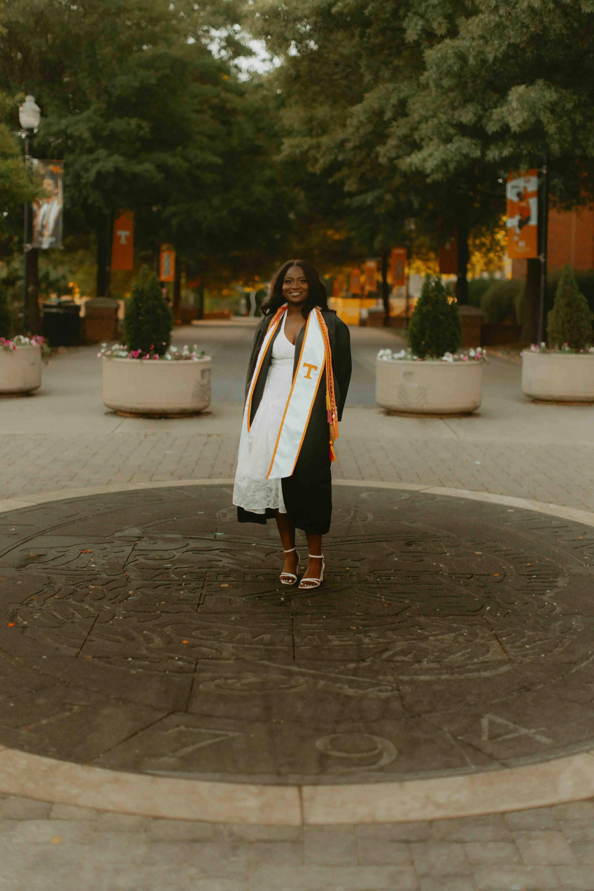 KDPV_P26_051426_Shekinah Pobi Grad Session_Photos_Canon R5C_KD_627.jpg