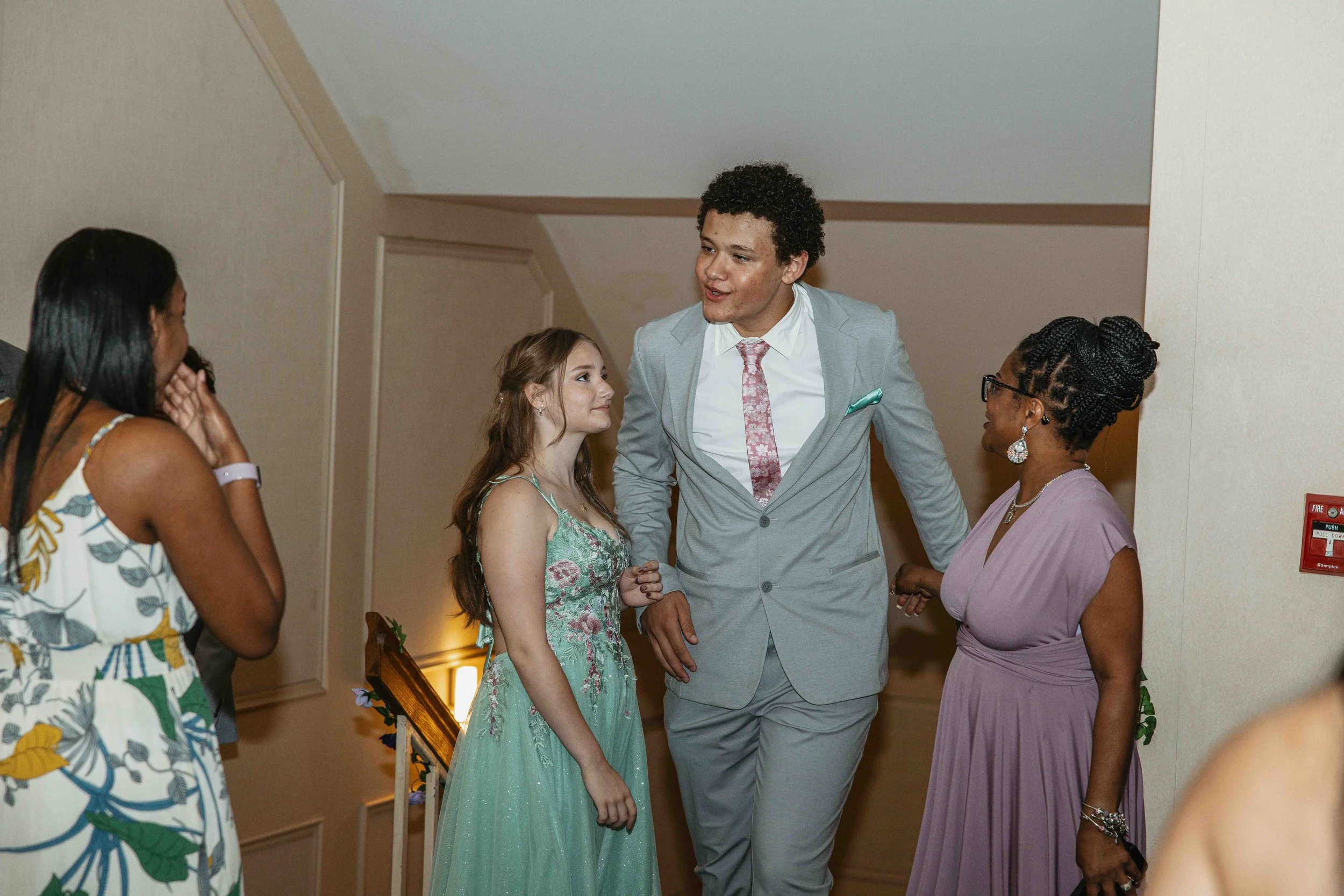 KDPV_041826_Research Triangle HS Prom_015.jpg