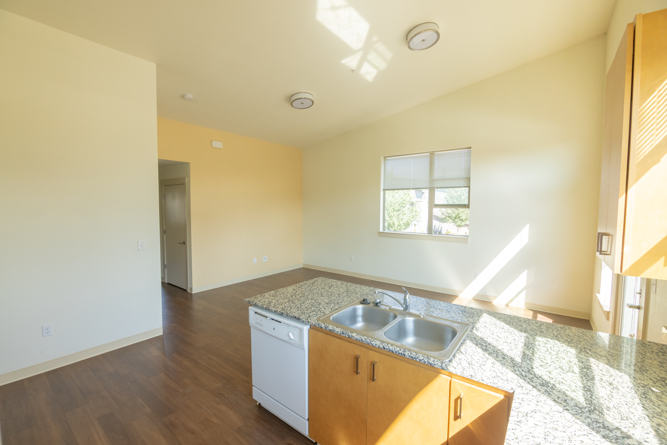 KDPV_P25_083125_Stone Bridge Apartments_Canon R5C_KD_008-HDR.png