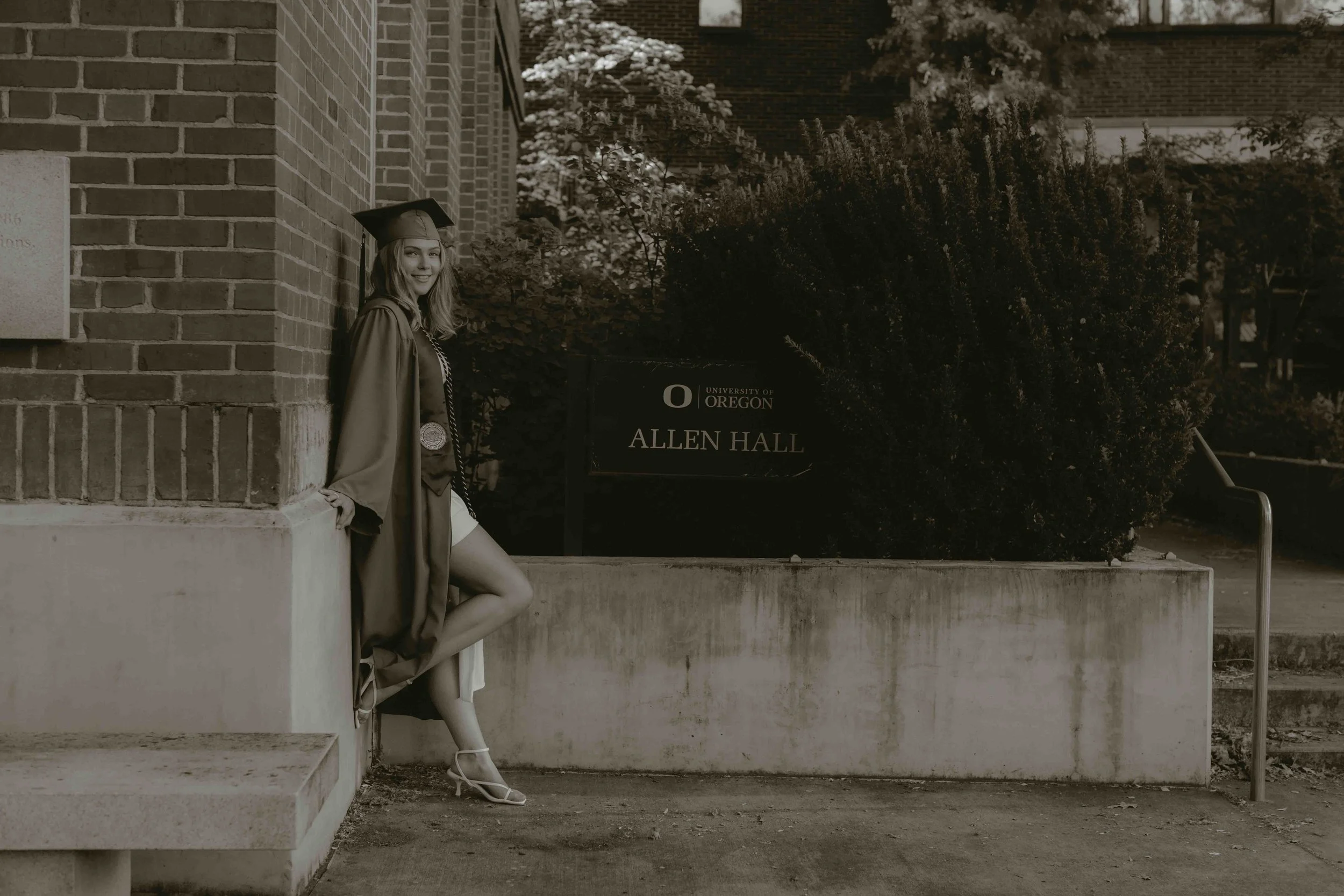 052426_Maia Rosenthal_Graduation Photos_076.jpg