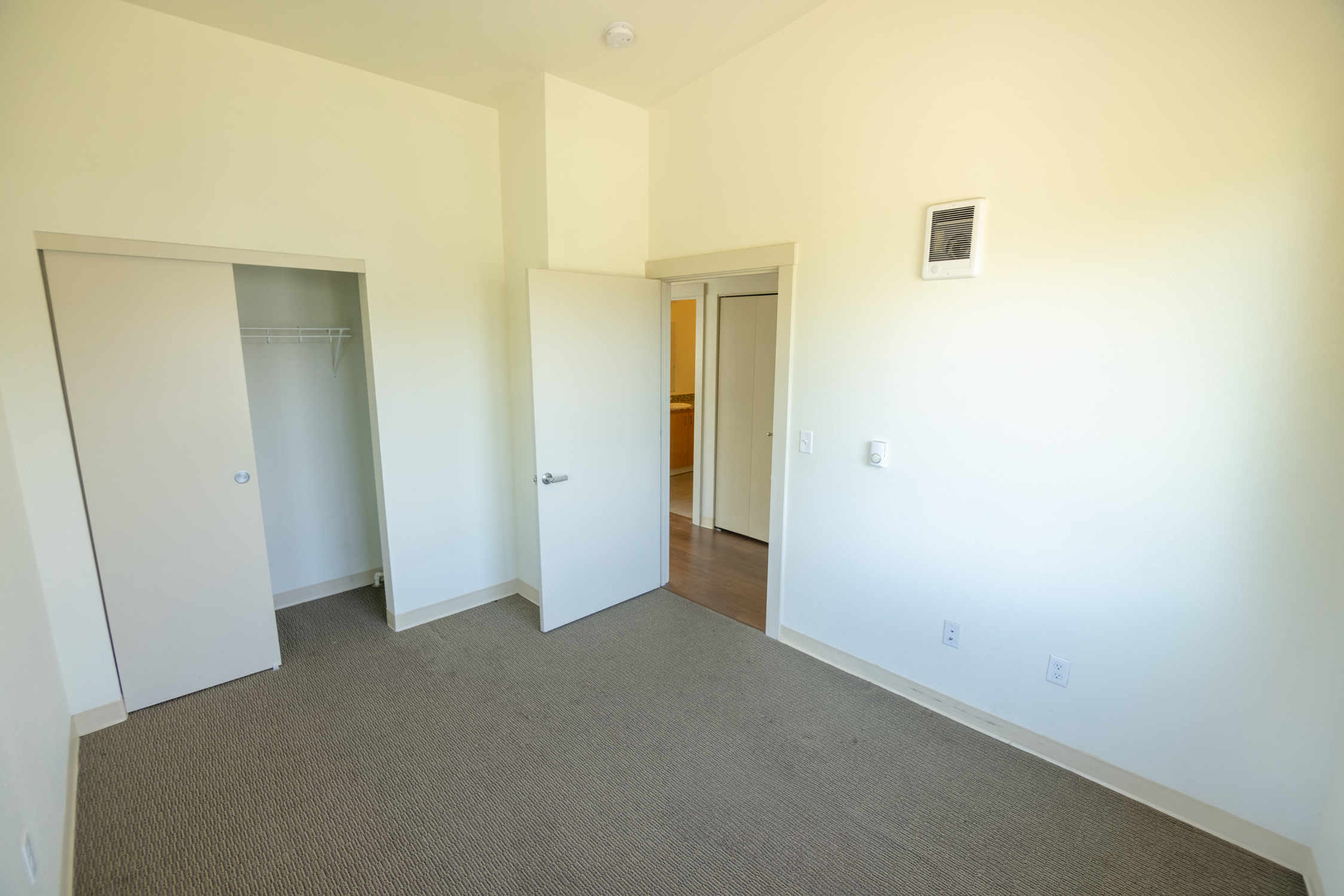 KDPV_P25_083125_Stone Bridge Apartments_Canon R5C_KD_086-HDR.png