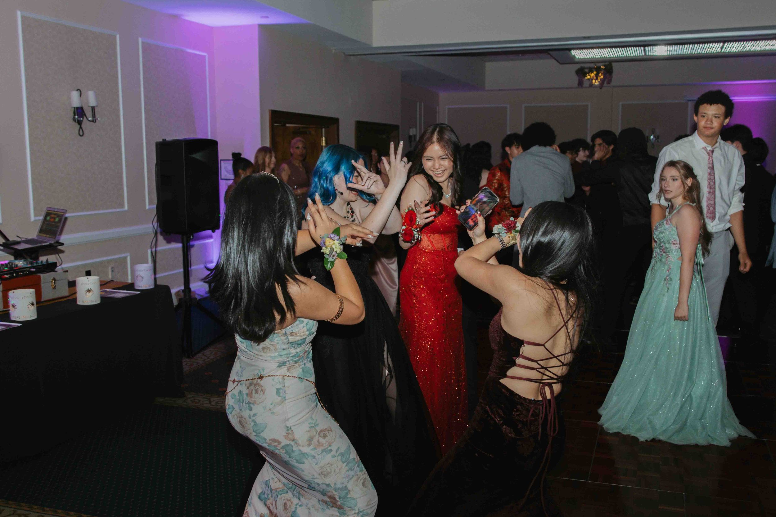 KDPV_041826_Research Triangle HS Prom_221.jpg