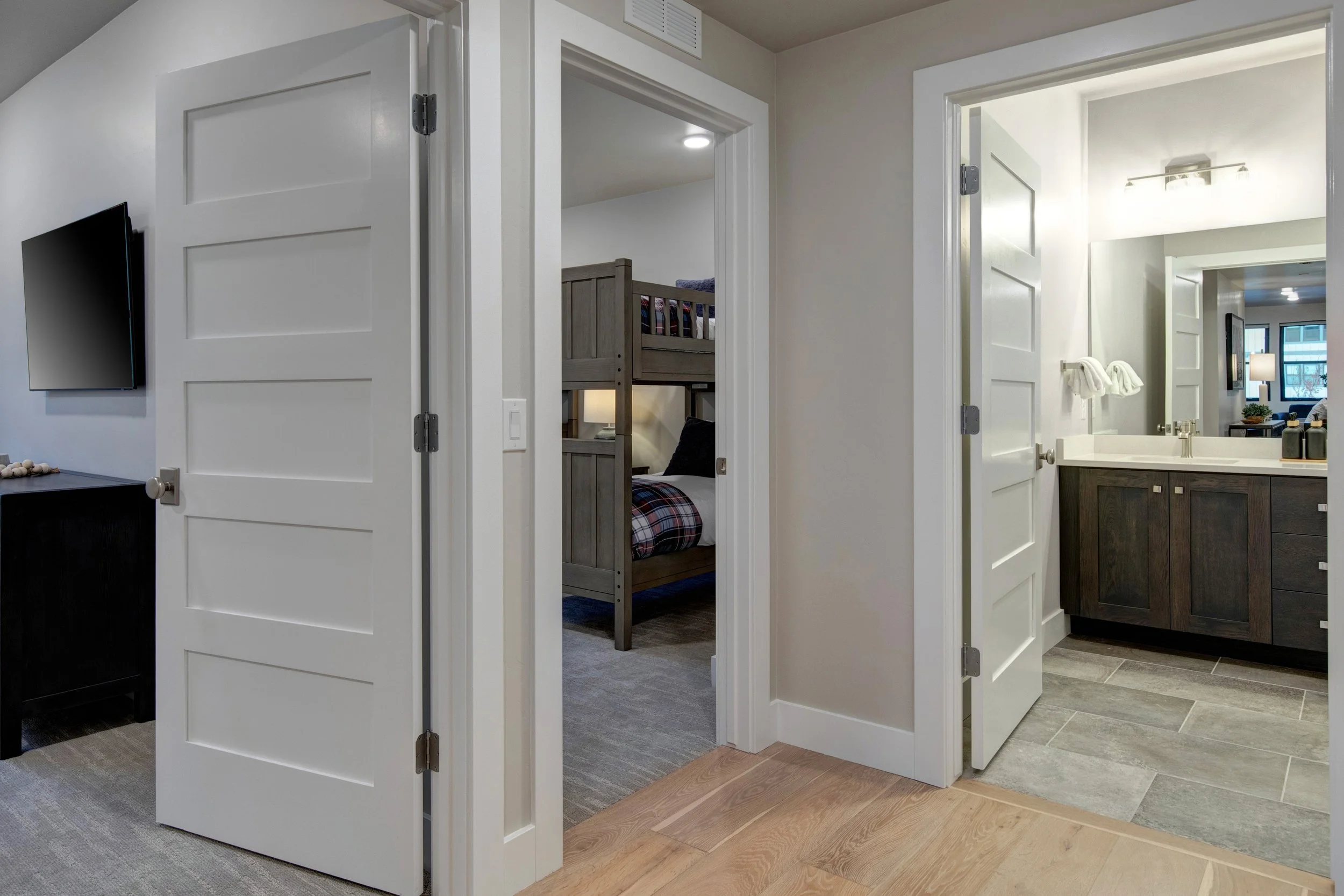 1166 helling Cir. 104_37.jpg