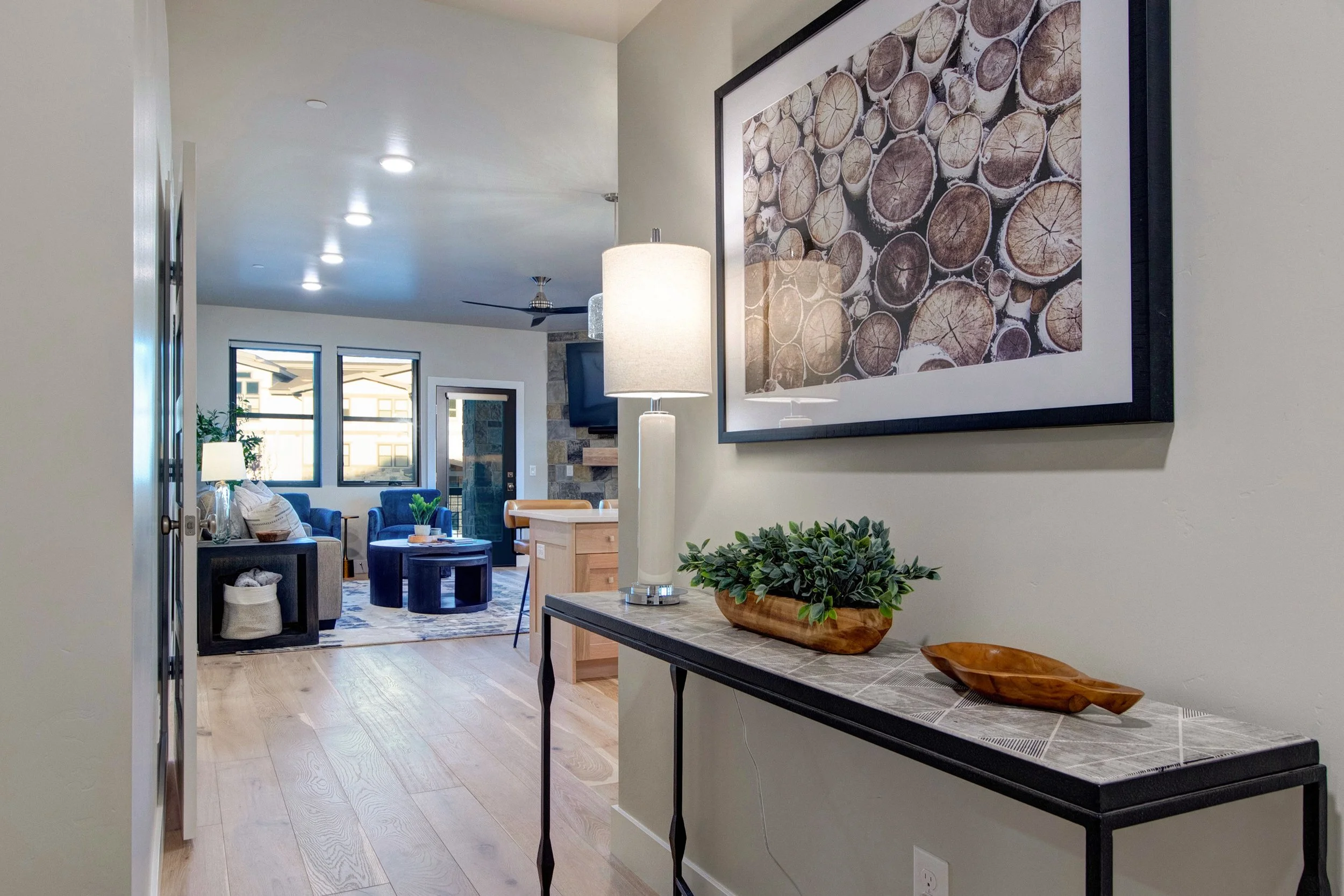 1166 helling Cir. 104_19.jpg