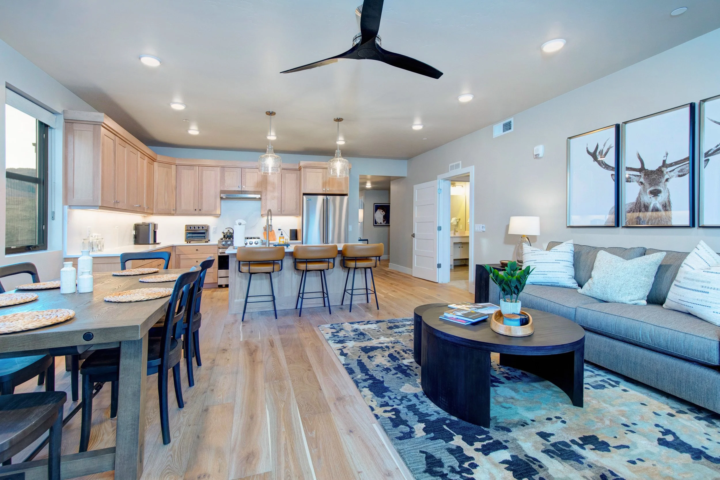 1166 helling Cir. 104_08.jpg