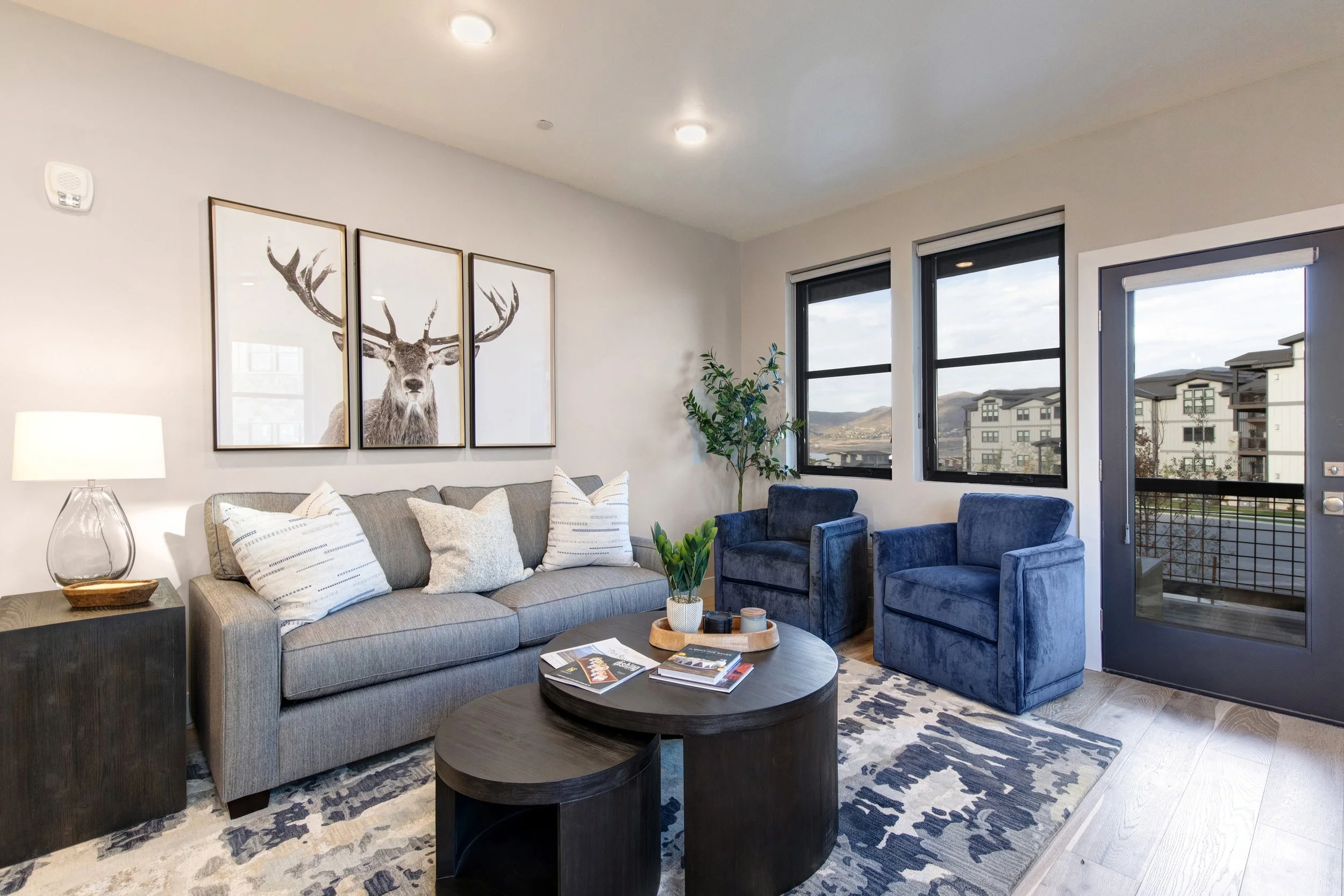 1166 helling Cir. 104_07.jpg