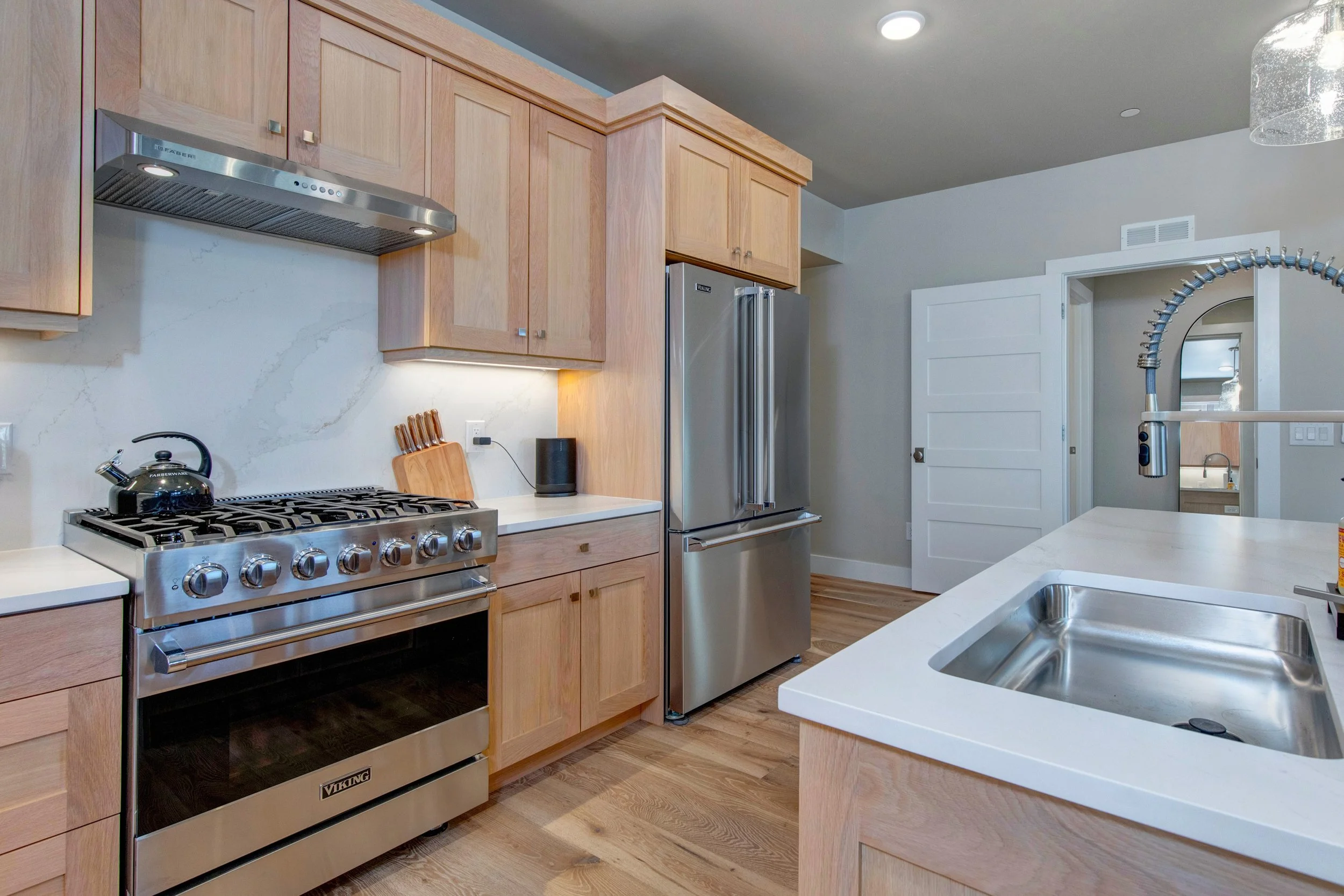 1166 helling Cir. 104_03.jpg