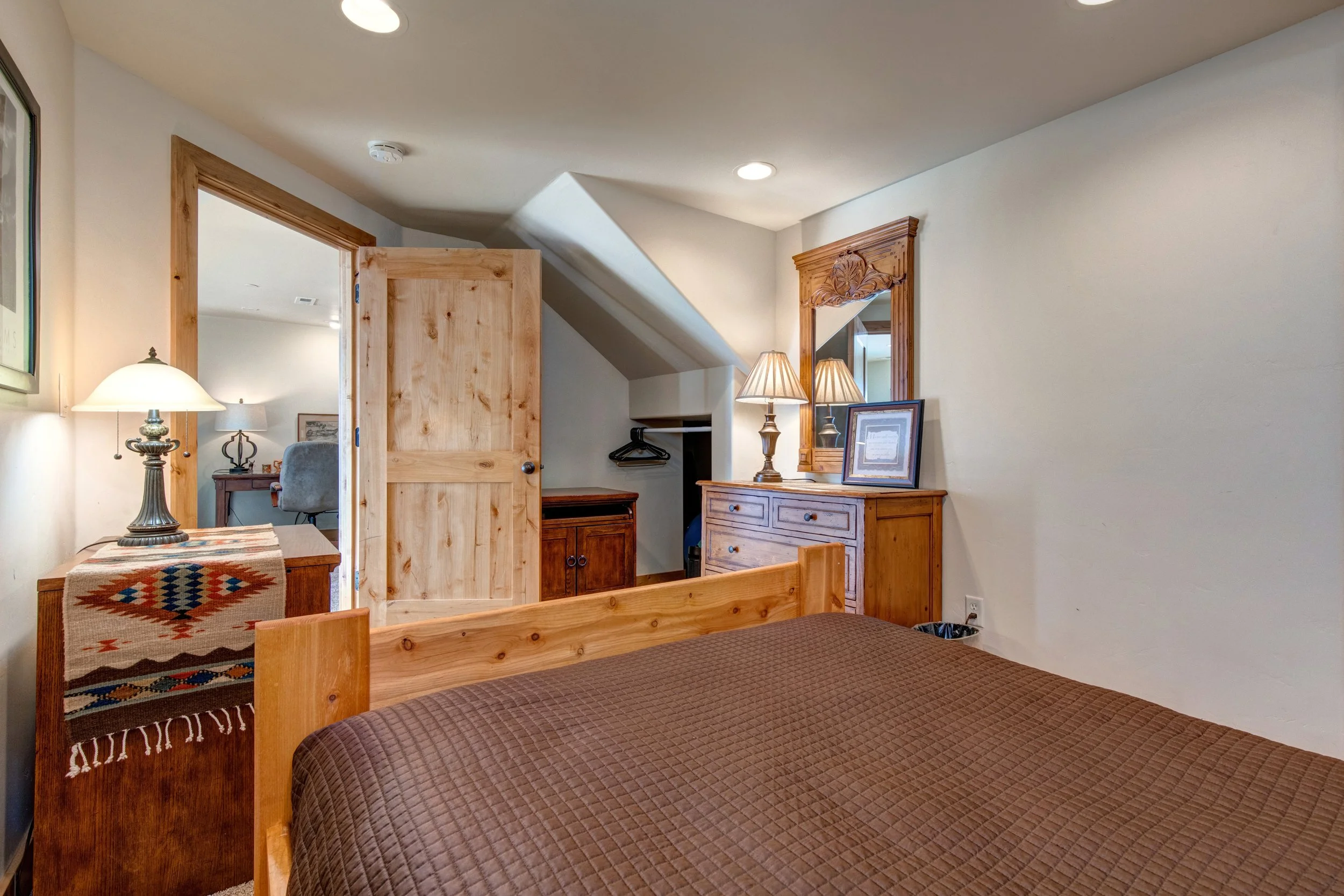 3427 W Cedar Drive_29.jpg