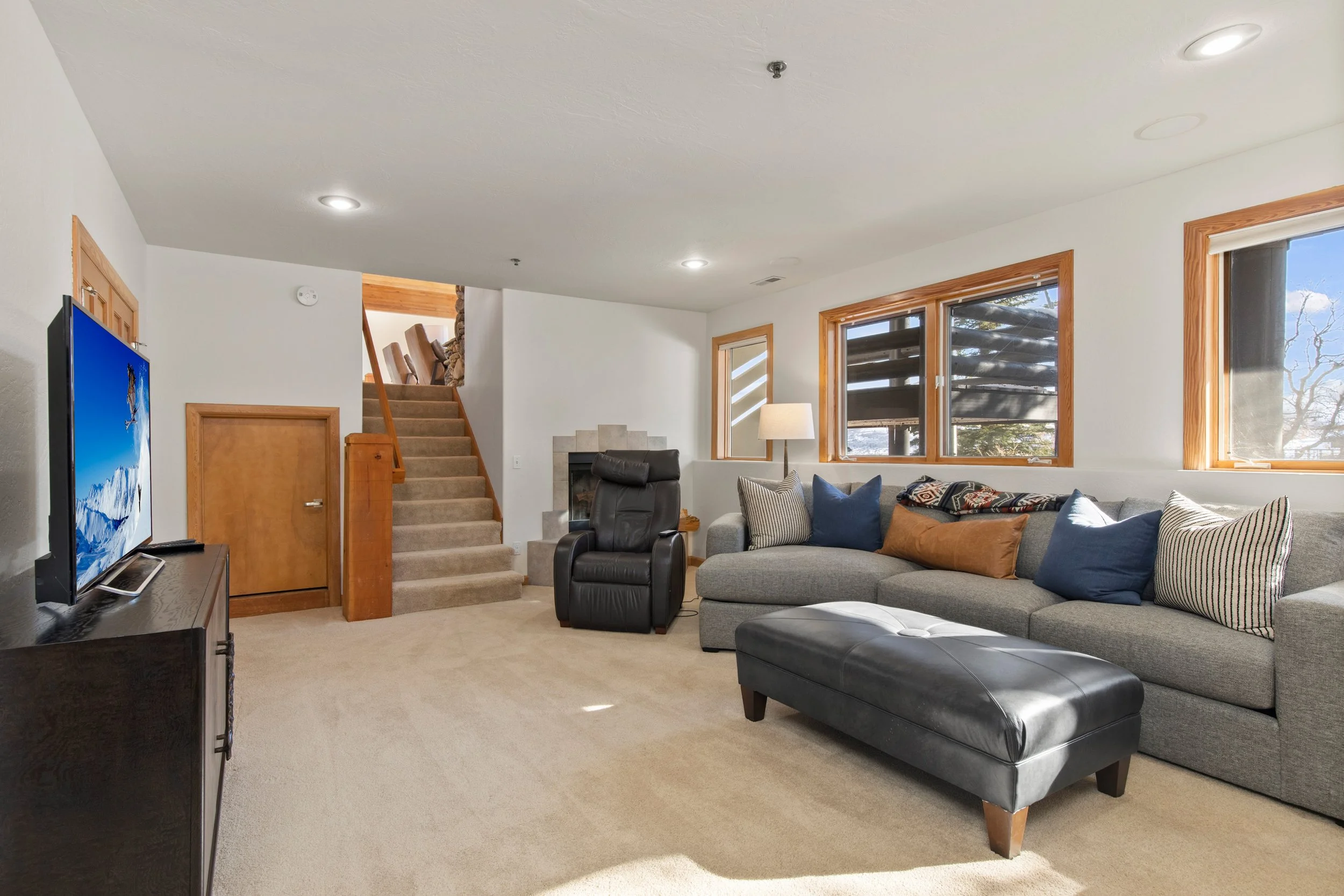 3133 Mountain Ridge Court_37.jpg