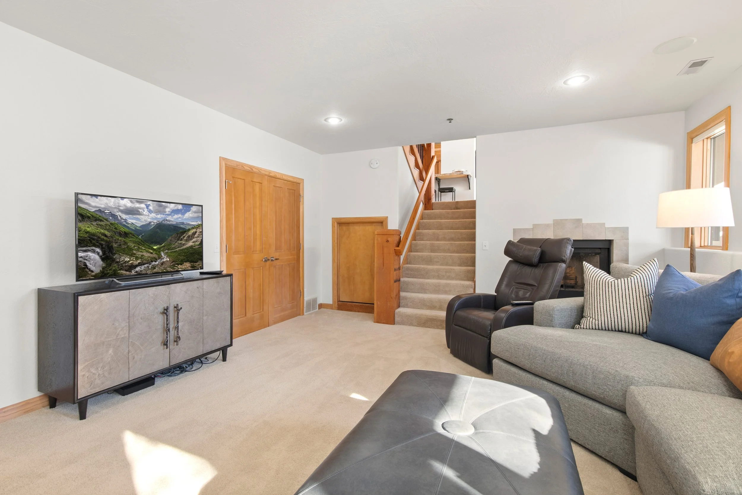 3133 Mountain Ridge Court_38.jpg