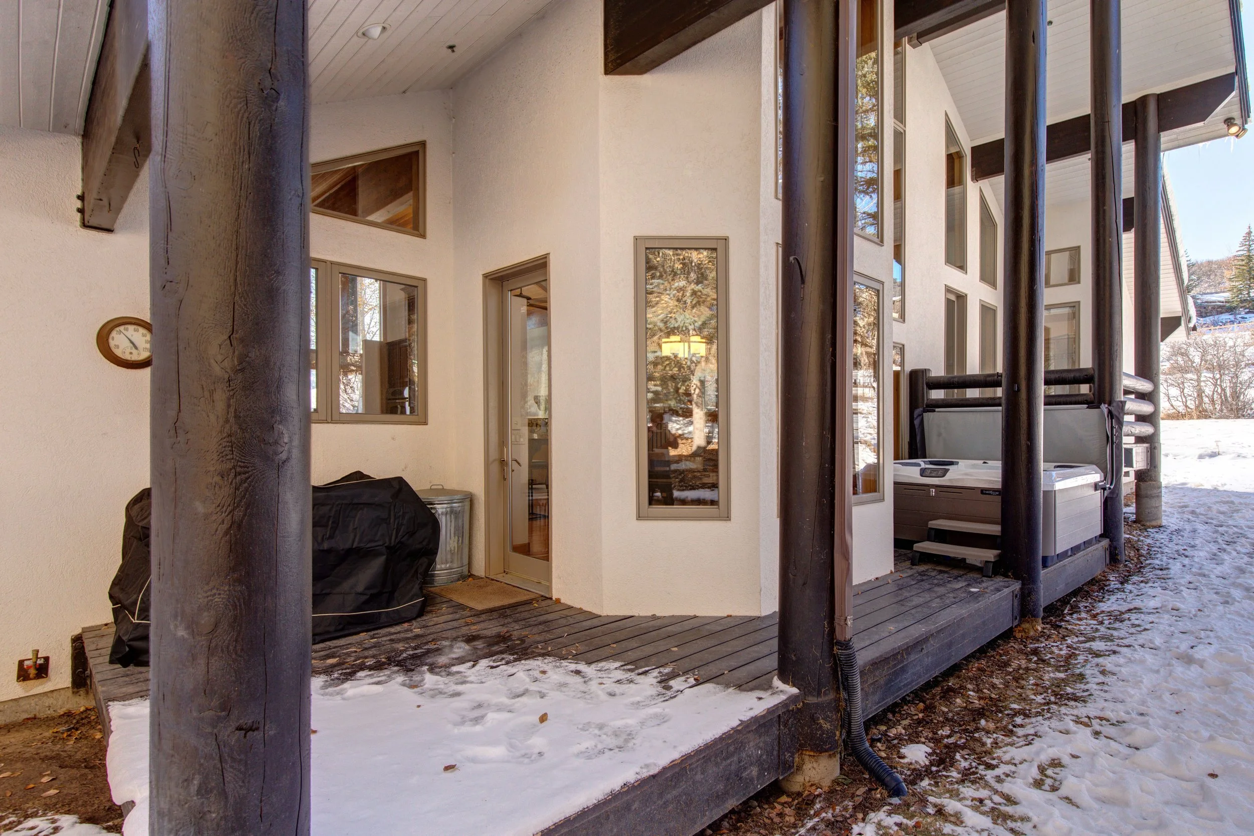 3133 Mountain Ridge Court_08.jpg