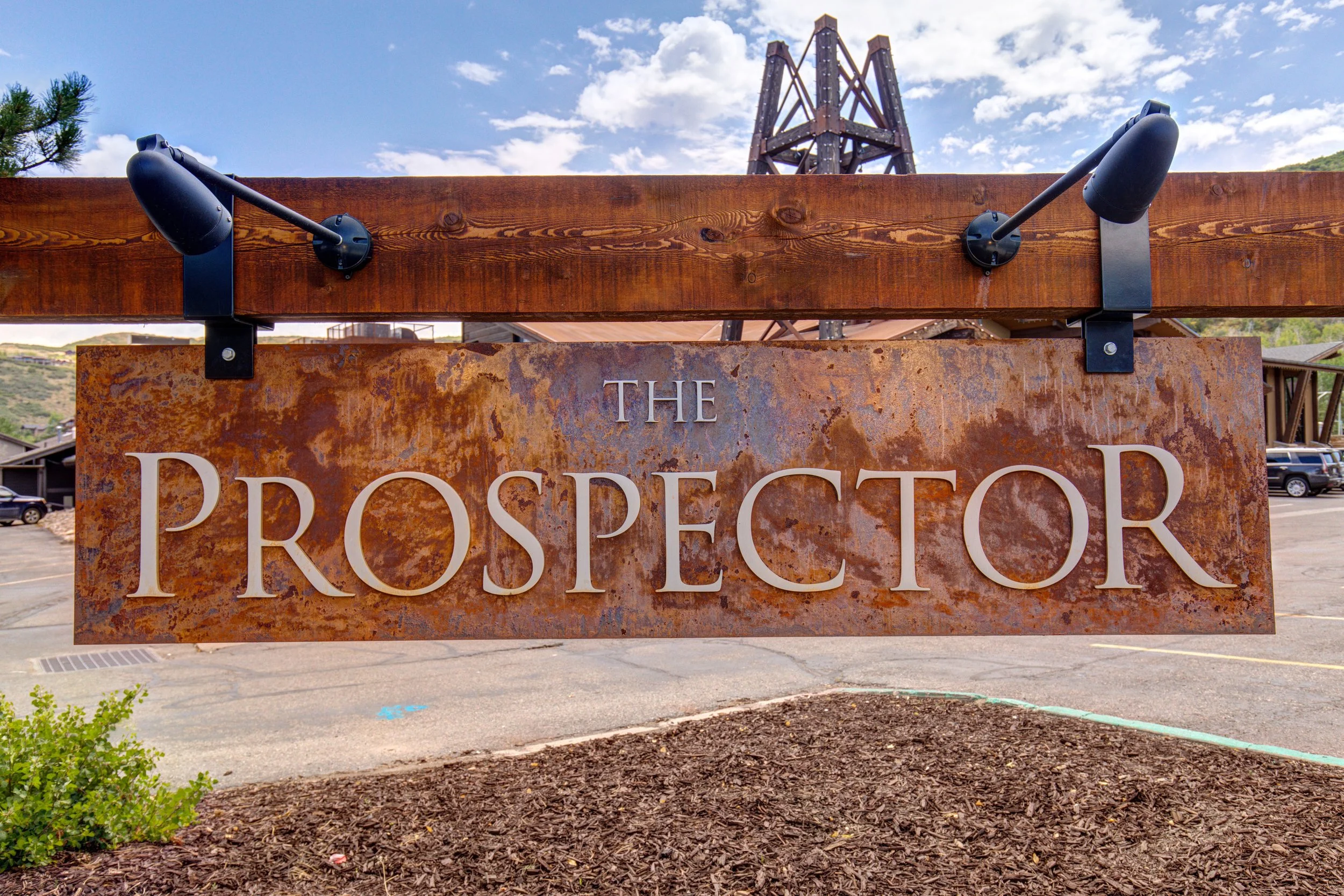 Prospector Square_04.jpg
