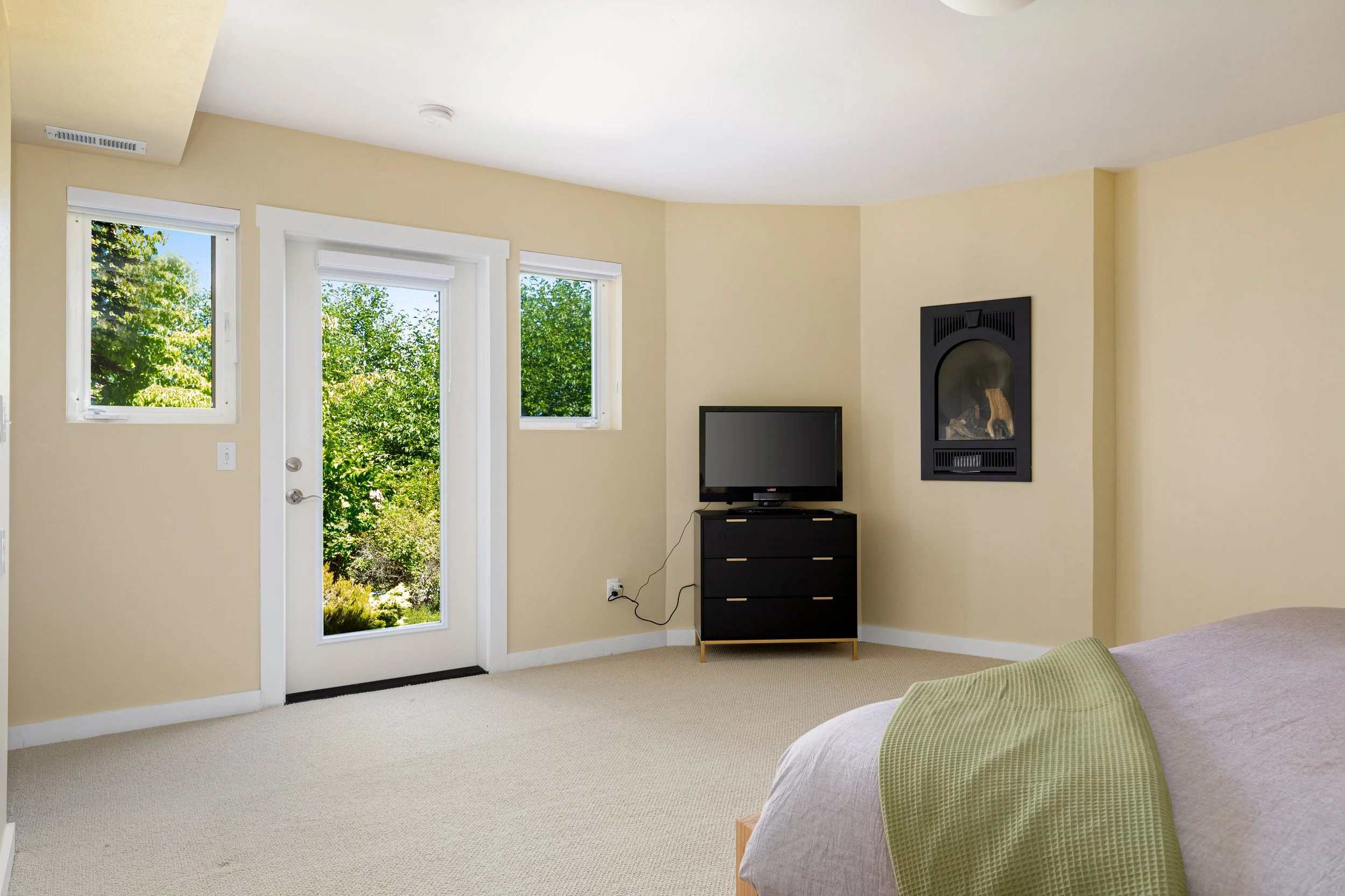 SnowberryLanePhotography-Broussard-2418-Eastpoint-VRBO-34.jpg-FULL.JPG