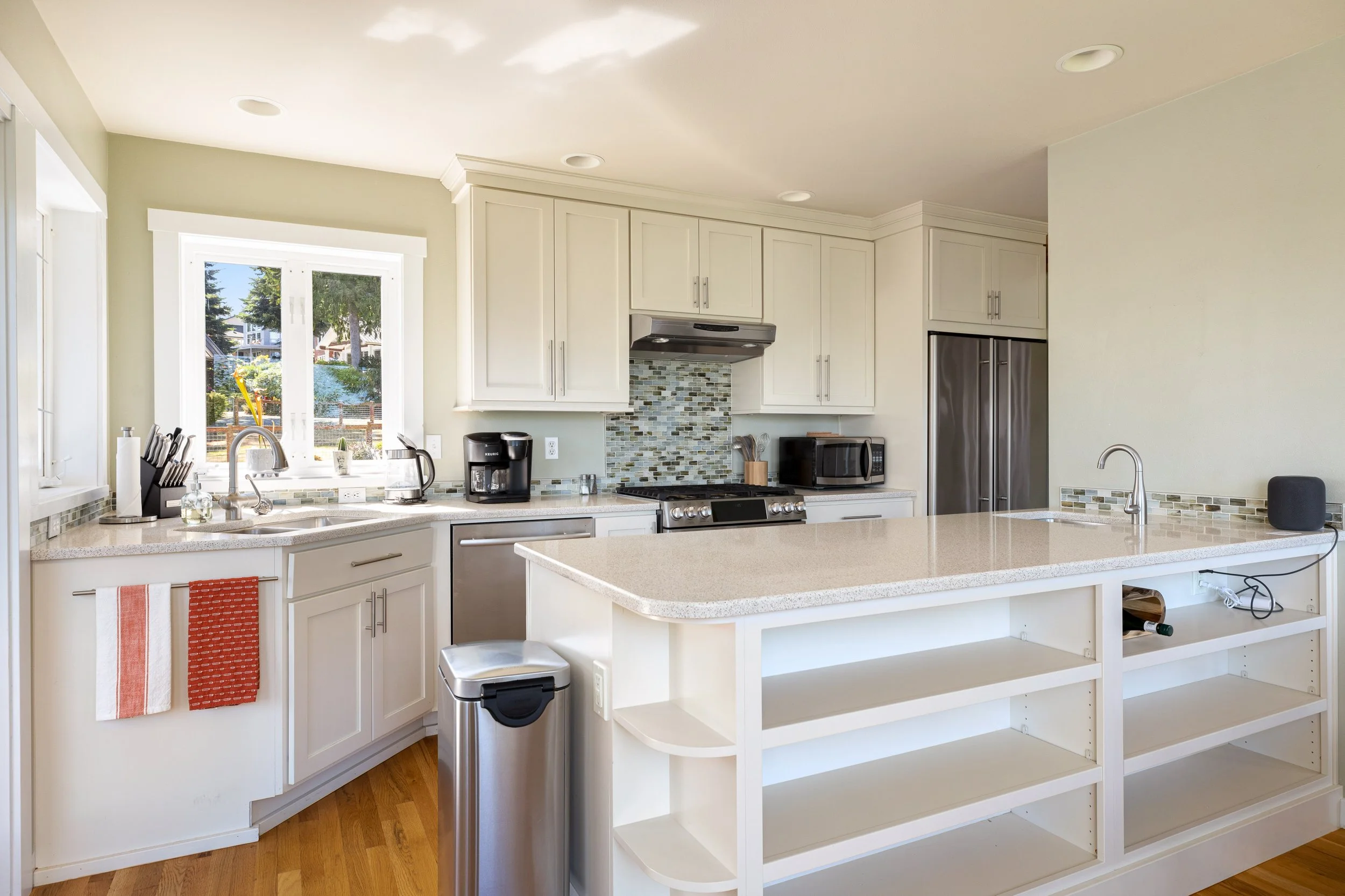 SnowberryLanePhotography-Broussard-2418-Eastpoint-VRBO-9.jpg-FULL.JPG