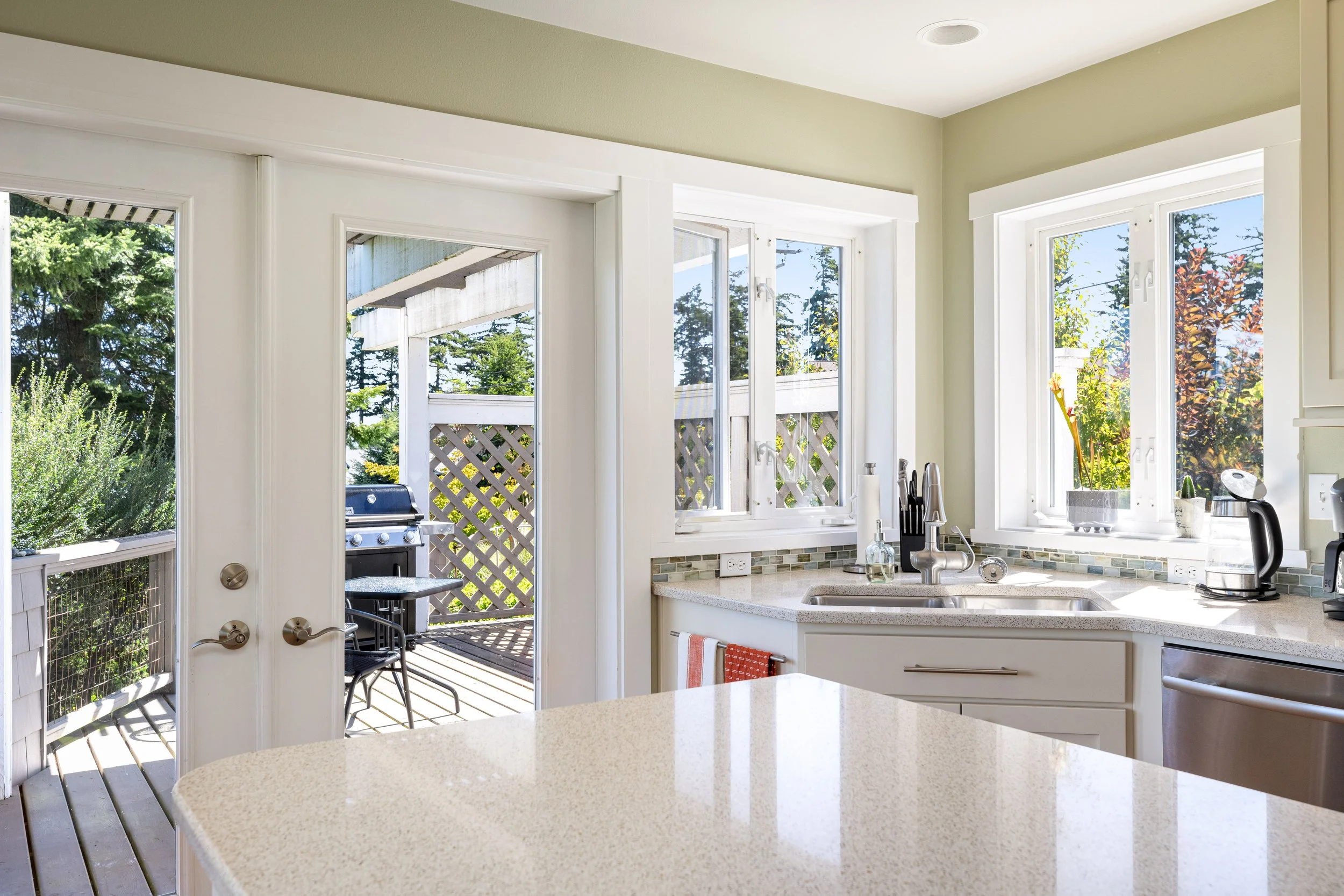 SnowberryLanePhotography-Broussard-2418-Eastpoint-VRBO-7.jpg-FULL.JPG