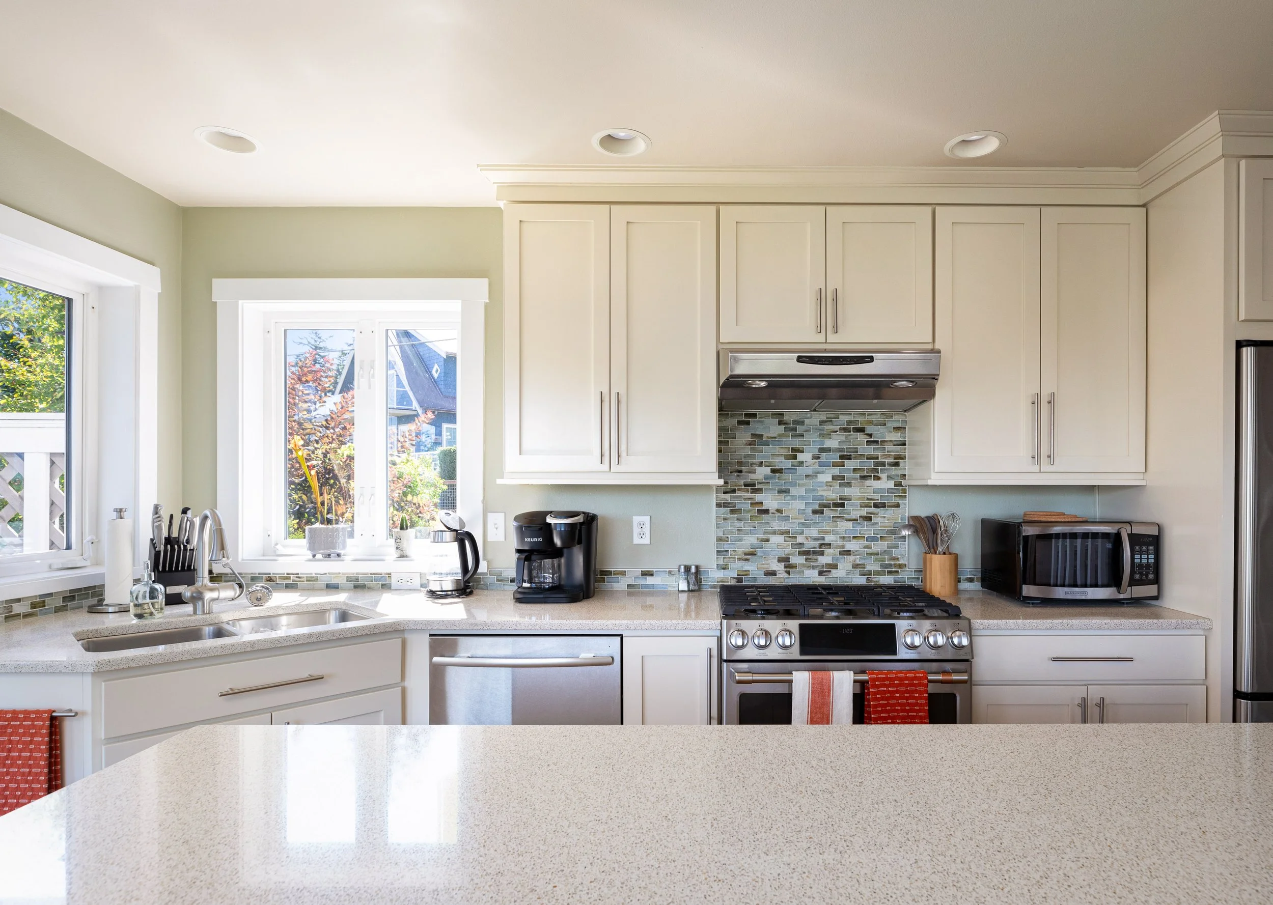 SnowberryLanePhotography-Broussard-2418-Eastpoint-VRBO-6.jpg-FULL.JPG