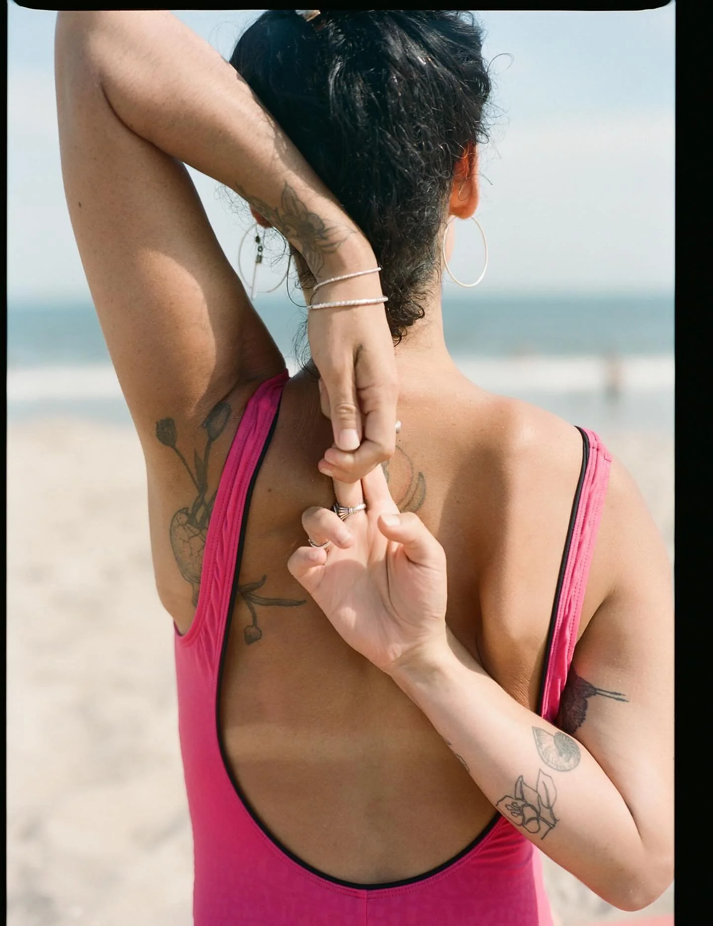 Postcard from Rockaways📮

We had the dreamiest time hosting the Rockaway Reset by the sea &mdash; thank you to all the beautiful people who joined us.

There was morning yoga, golden sun lounging, salty surf sessions, and Peru-inspired snacks that t