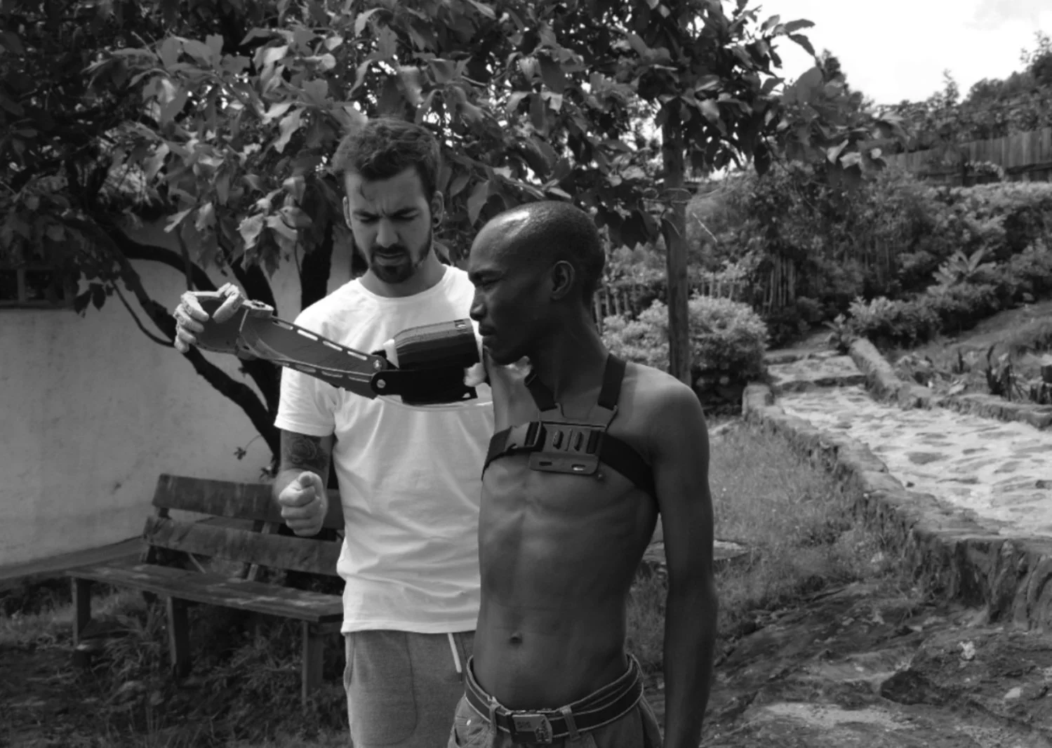 Utilizing 3D printing for prosthetic limbs in developing nations and conflict zones