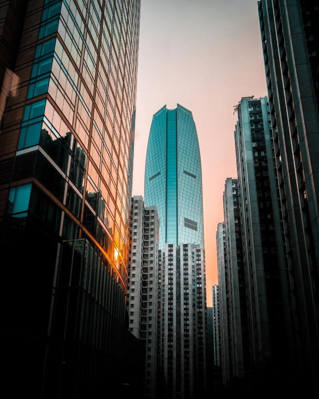 "The magic of the city is that it always has something new to offer." 🌆✨

#citylife

Amy Phillips , Realtor
Call It Closed International Realty
407-792-8212
amyisyouragent@gmail.com