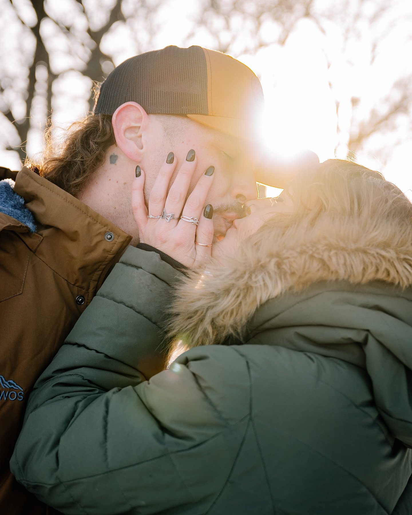 Winter may be cold, but these two are 🔥

#datenightsessions #albertleamnphotographer #albertleamnwedding #rochestermnengagementphotographer #rochestermnphotographer #rochestermnweddingphotographer