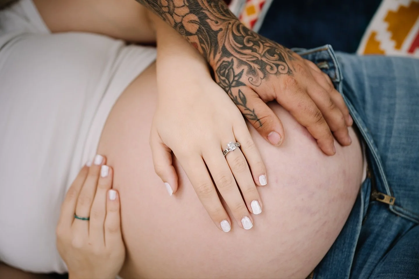 Two heats growing into three 💕 

#owatonnaphotographer #owatonnaengagement #owatonnaweddingphotographer #owatonnamaternity