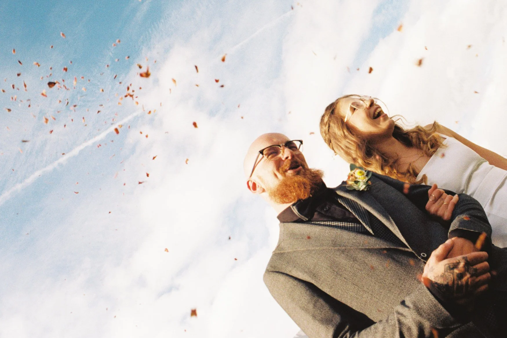 Buttercup-analog-wedding-photographer-svatební-fotogtaf-analog-6.jpg
