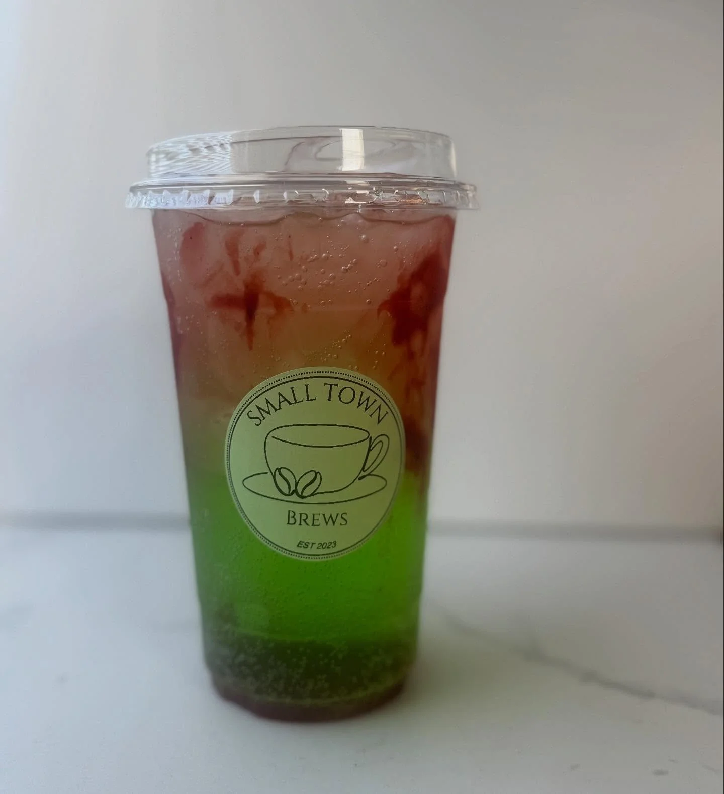 Happy National Candy Day! 🍬🍭🍫

Come grab your favorite drinks from our Candy Themed Halloween Menu before they are gone. 📢

#smalltownbrews #newmenuloading #candyday #dealemd #shadysidemd