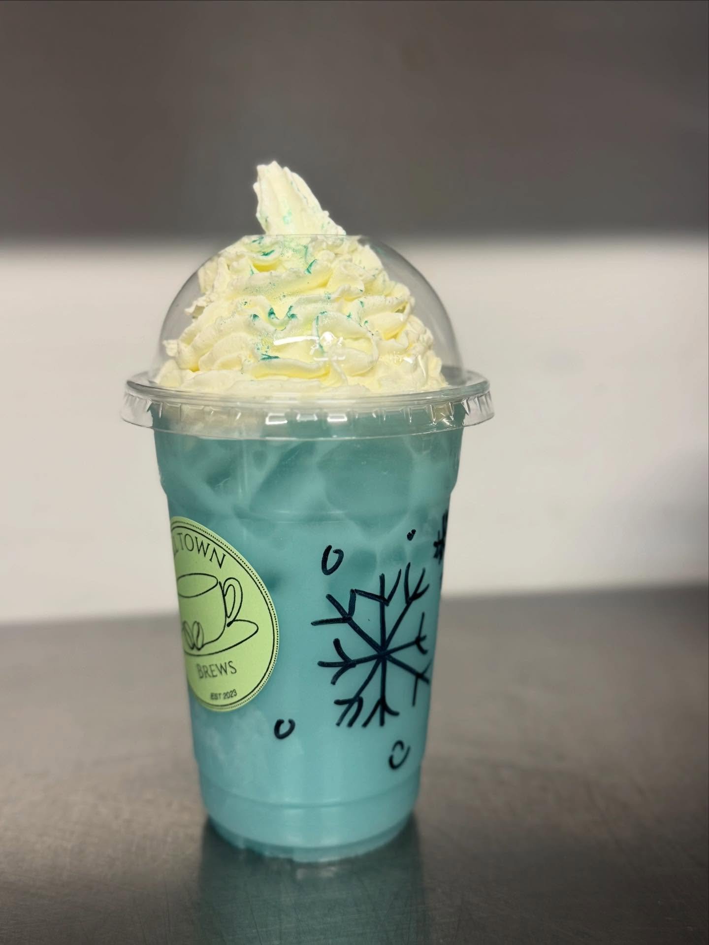 ❄️💙 Our Snow Globe drink is out here looking more ready for winter than the actual weather.
If it&rsquo;s gonna be this cold, we should at least get some snow out of it&hellip; right?? 👀❄️

Until the sky makes up its mind, come grab your own little