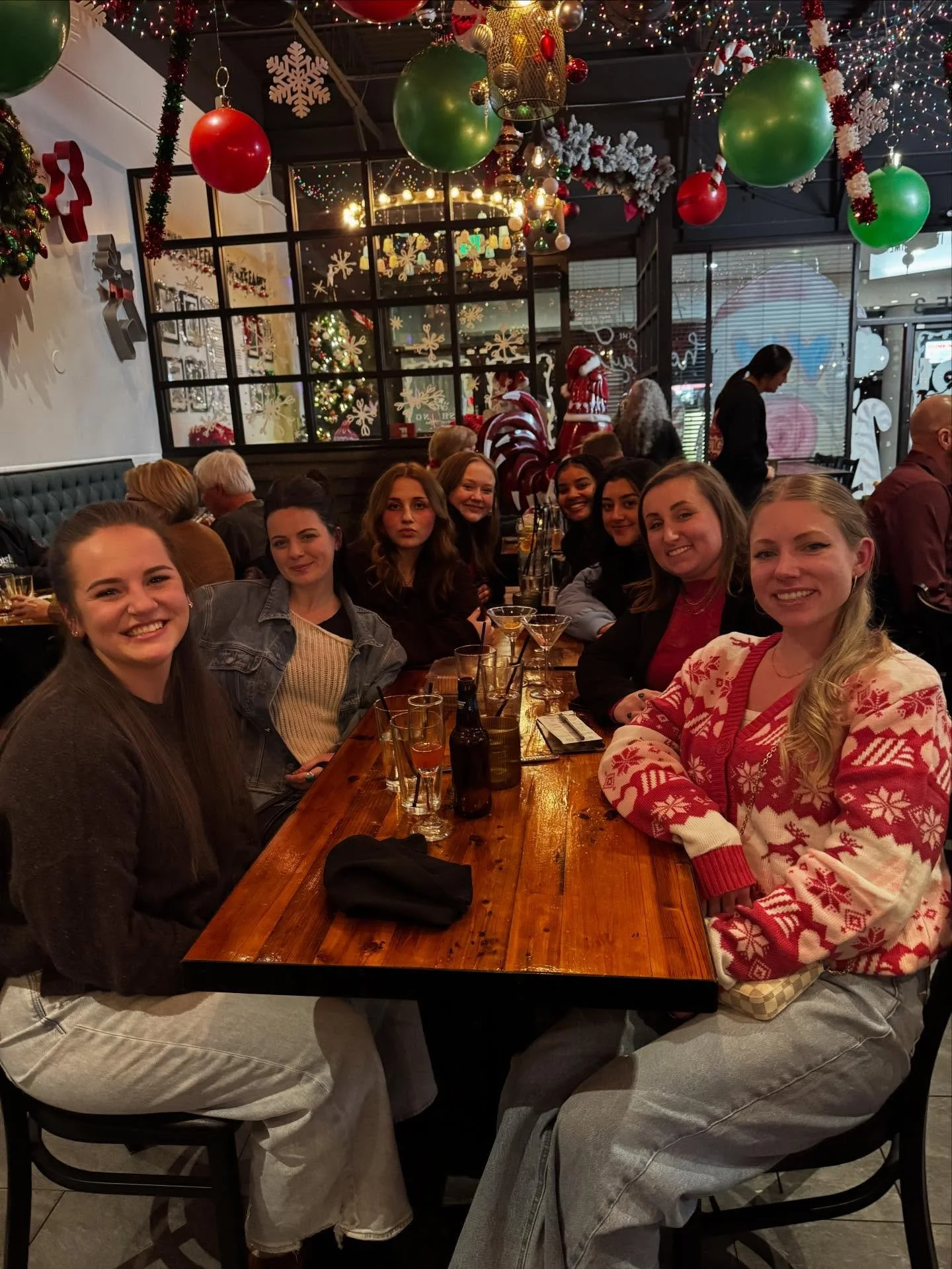 Happy New Years from the Small Town Brews Crew! We are open today and ready to serve all our wonderful loyal customers and new ones to come as we grow this year! 

#smalltownbrews #keepingsococaffinated #happyholidays #ashlingscrofton